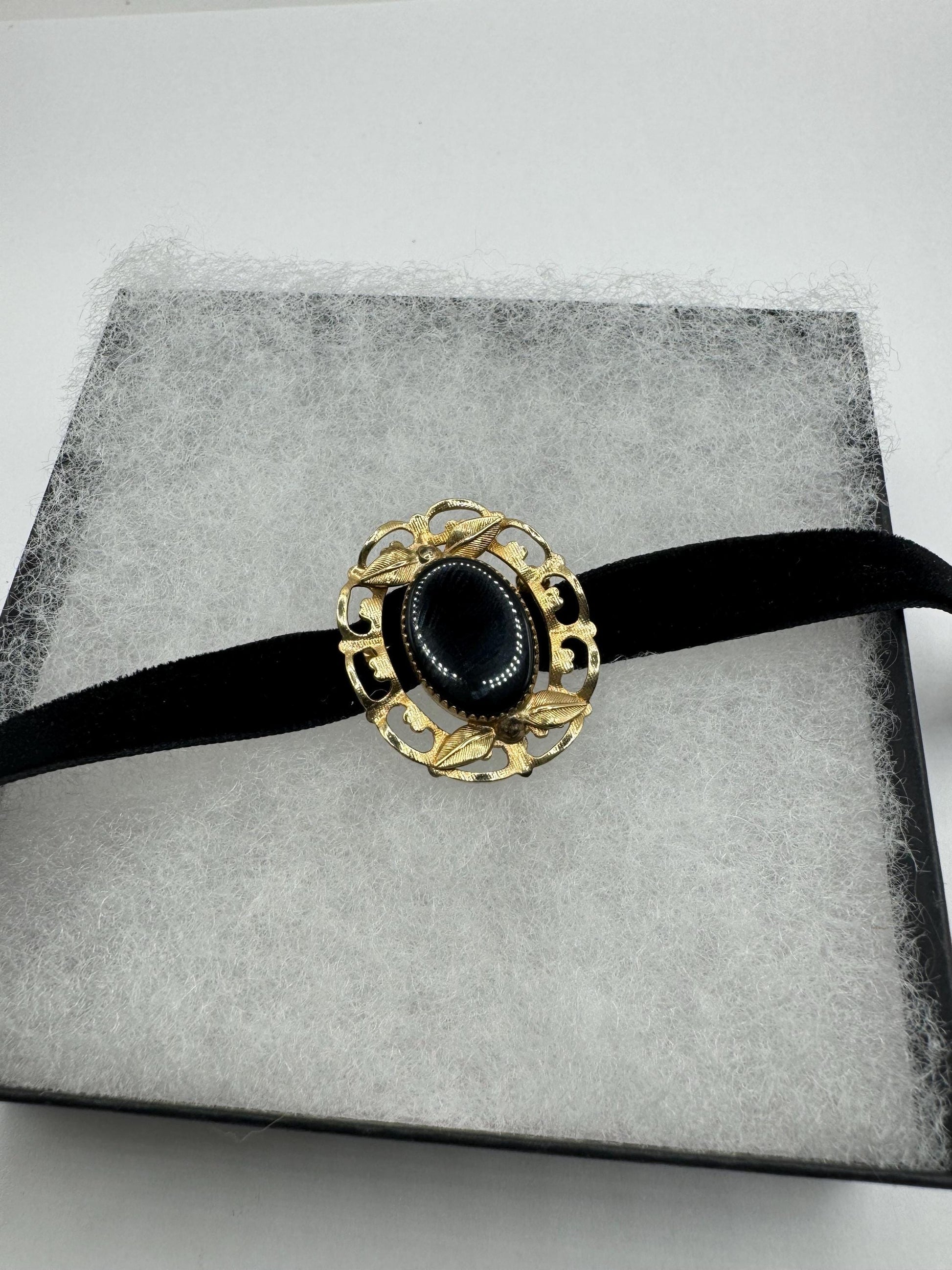 Vintage Black Onyx Pin Gold Filled Brooch