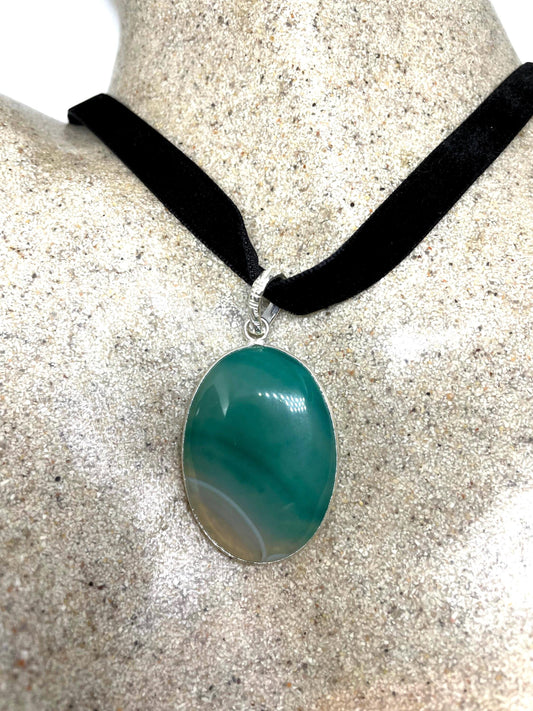 Handmade Vintage Green Chrysoprase Crystal Agate Choker Pendant