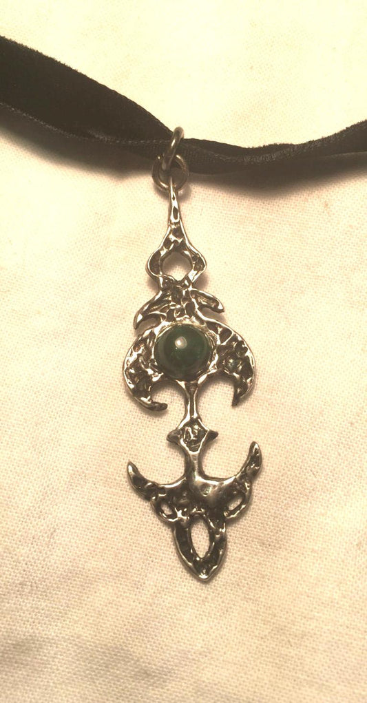 Vintage Handmade Green Stone of Eilot 925 Sterling Silver Choker Pendant