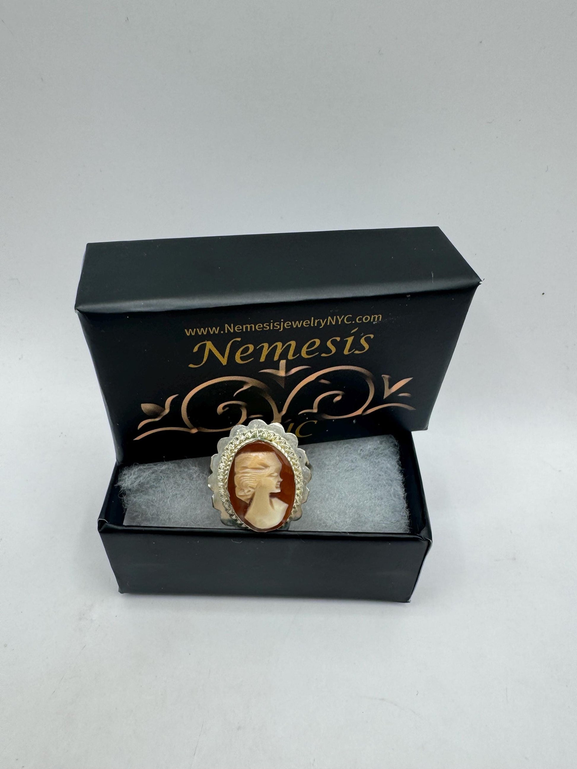 Vintage Cameo 925 Sterling Silver Cocktail Ring