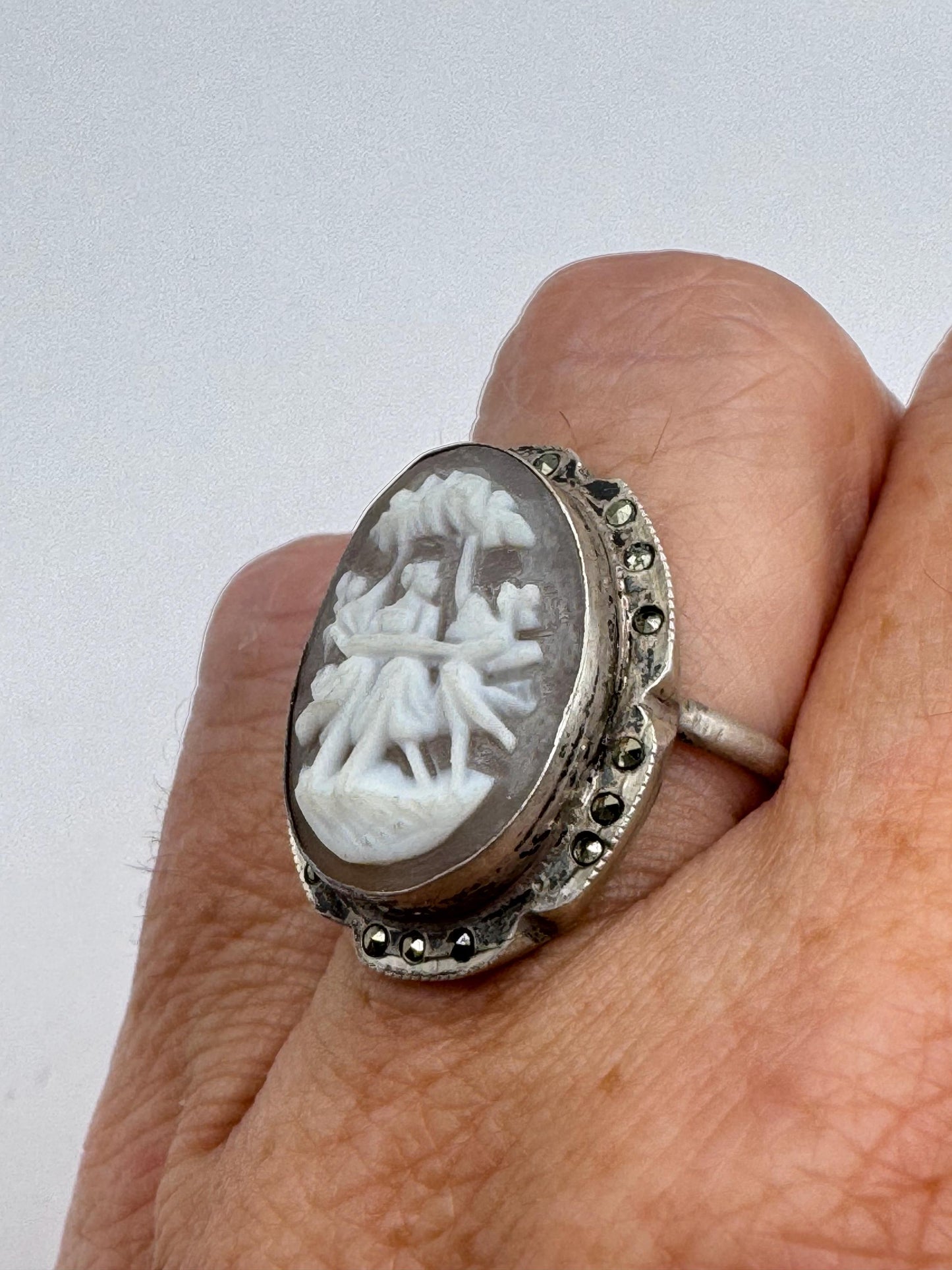 Vintage 3 graces Cameo 800 Silver Marcasite Cocktail Ring