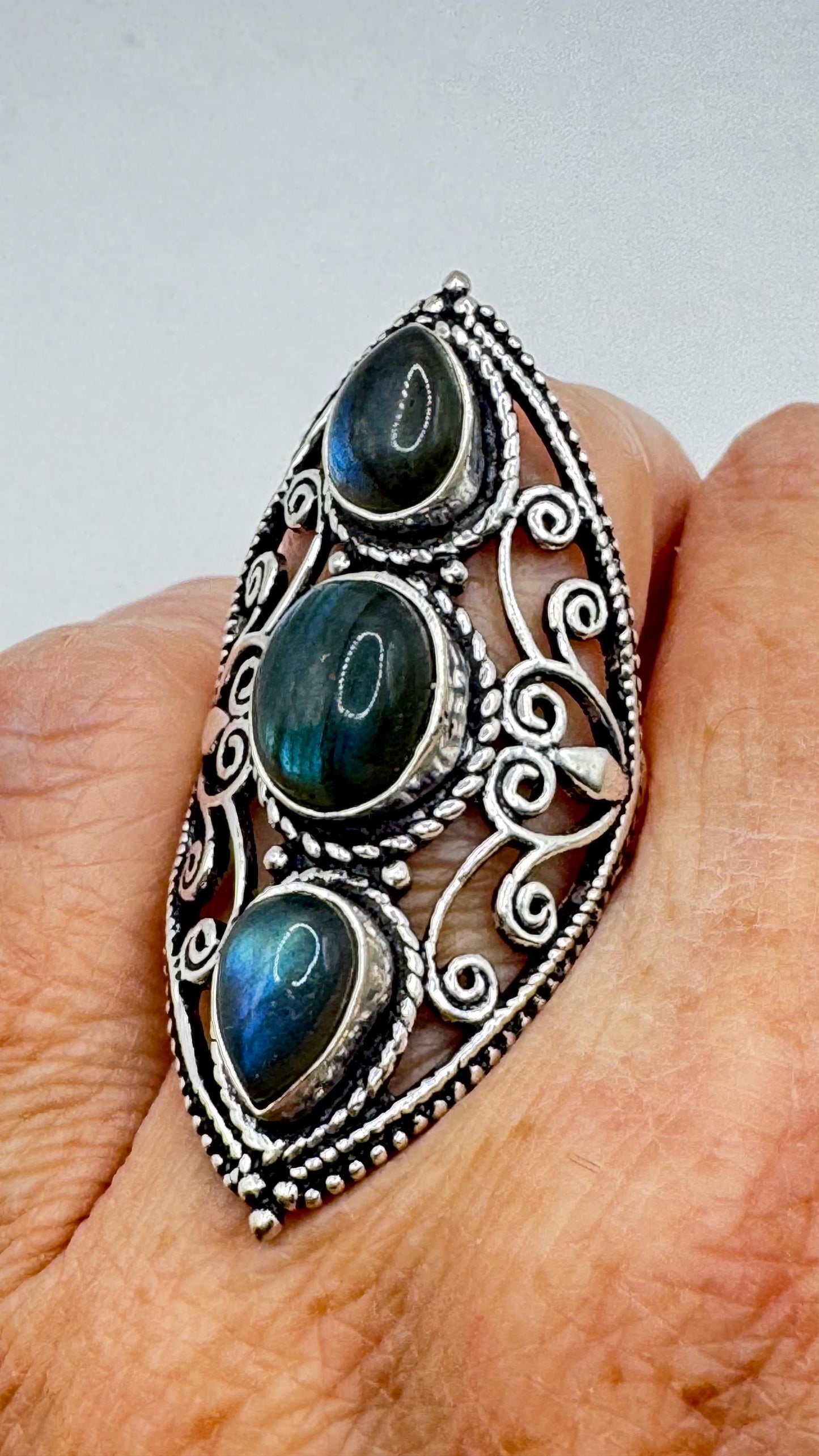 Vintage Large Blue Green Labradorite Stone Silver Ring Size 8