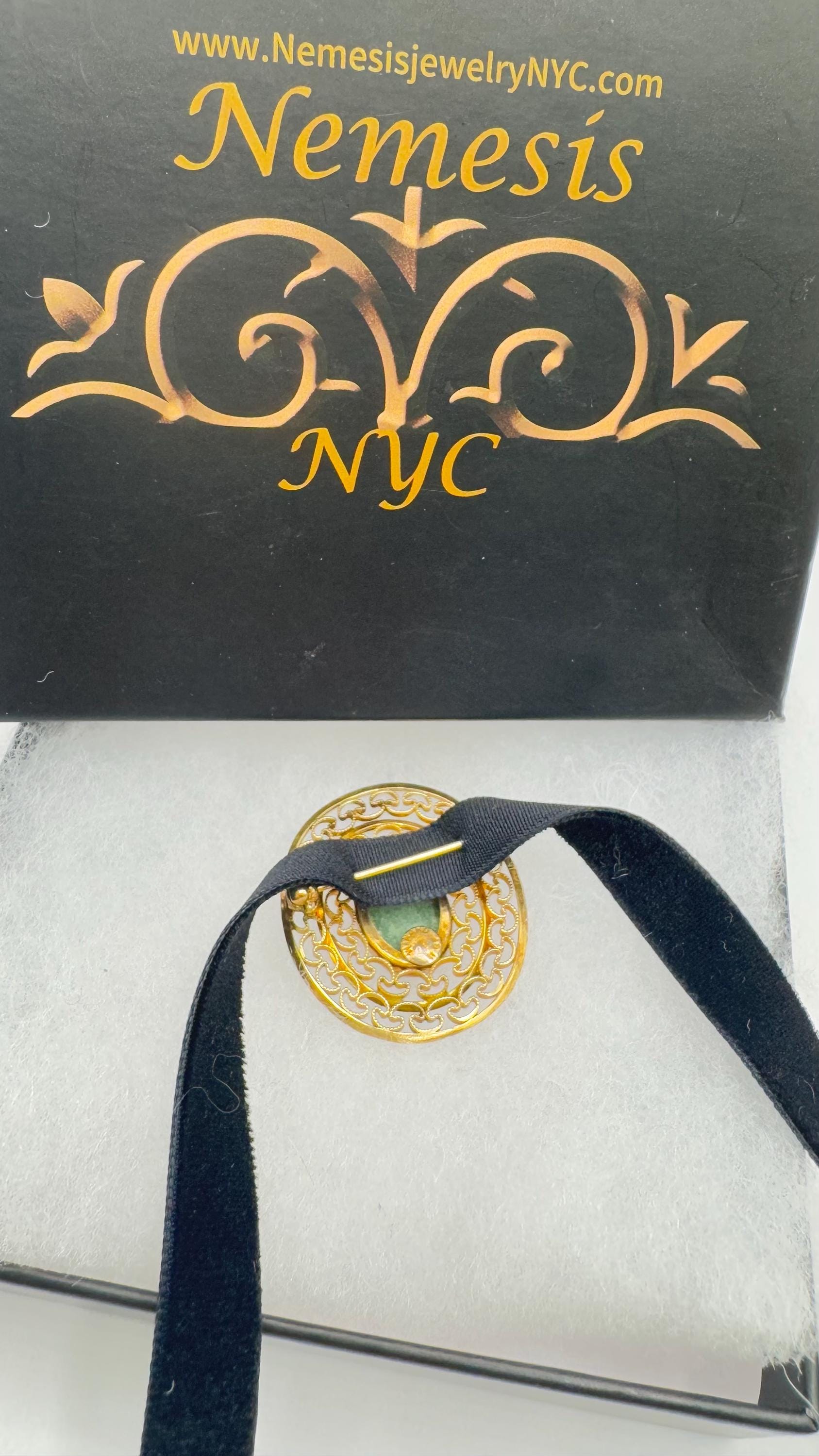 Vintage Green Jade Yellow Gold Filled Brooch Pin