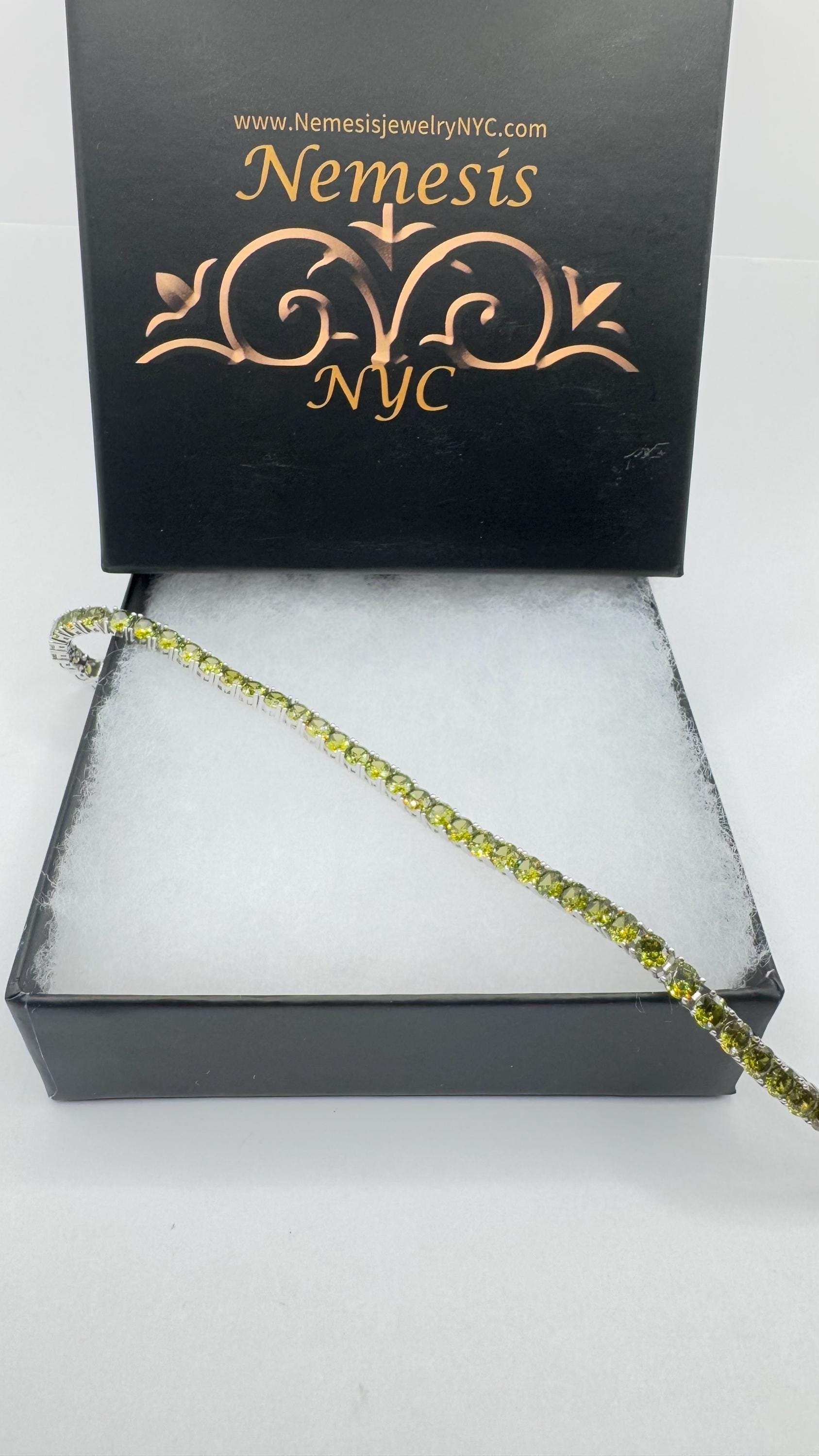 Vintage Handmade Genuine Peridot 925 Sterling Silver Tennis Bracelet