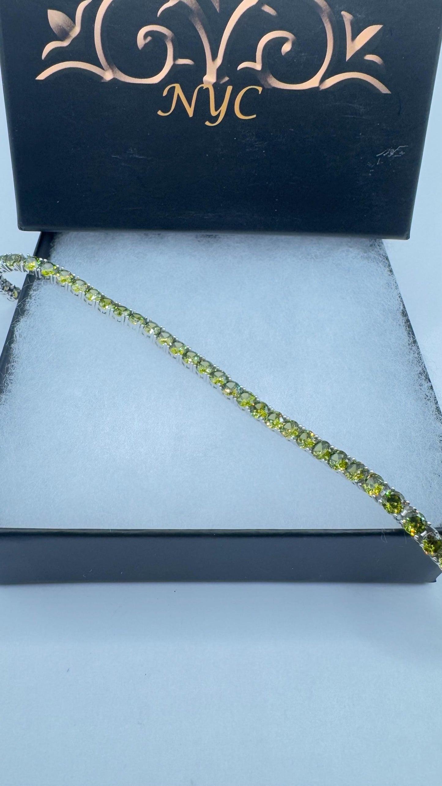 Vintage Handmade Genuine Peridot 925 Sterling Silver Tennis Bracelet
