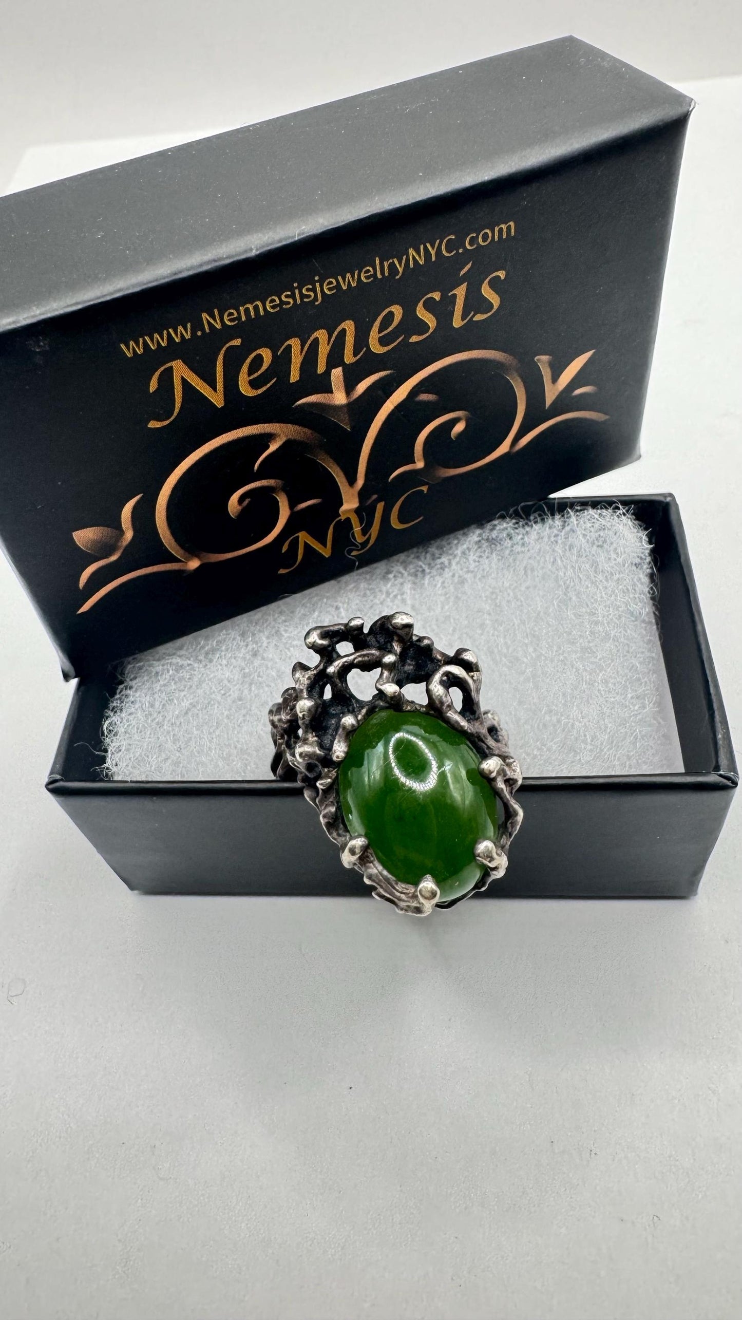 Vintage Green Ring Jade Nephirite 925 Sterling Silver Size 8.25