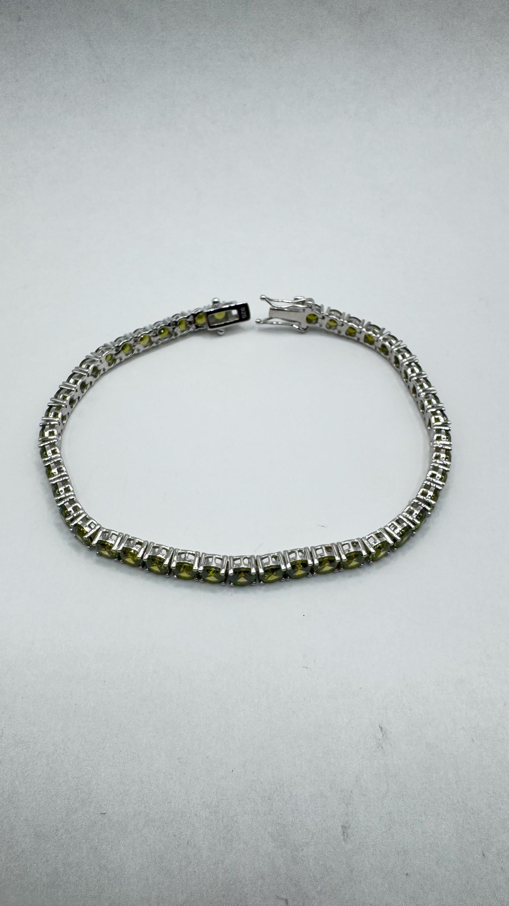 Vintage Handmade Genuine Peridot 925 Sterling Silver Tennis Bracelet