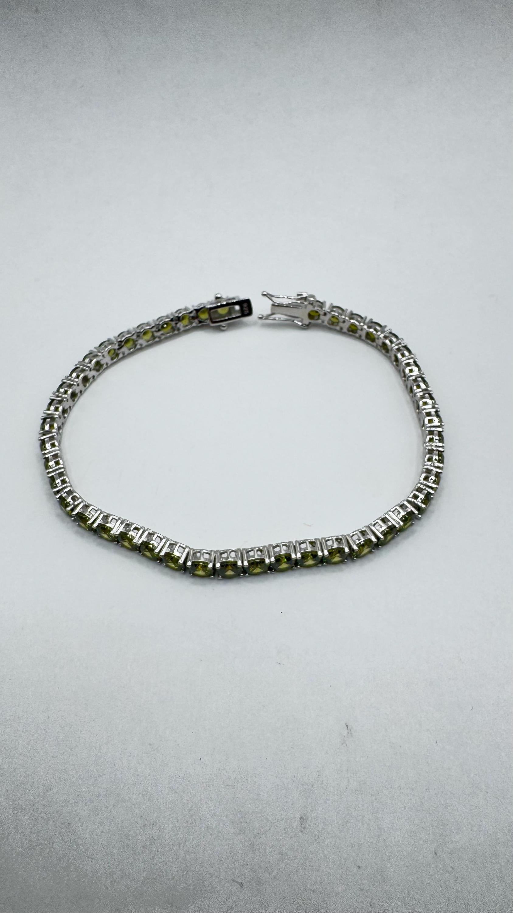 Vintage Handmade Genuine Peridot 925 Sterling Silver Tennis Bracelet