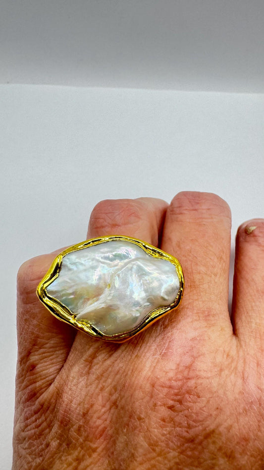 Vintage Biwa Pearl Ring Golden 925 Sterling Silver Cocktail Statement Adjustable