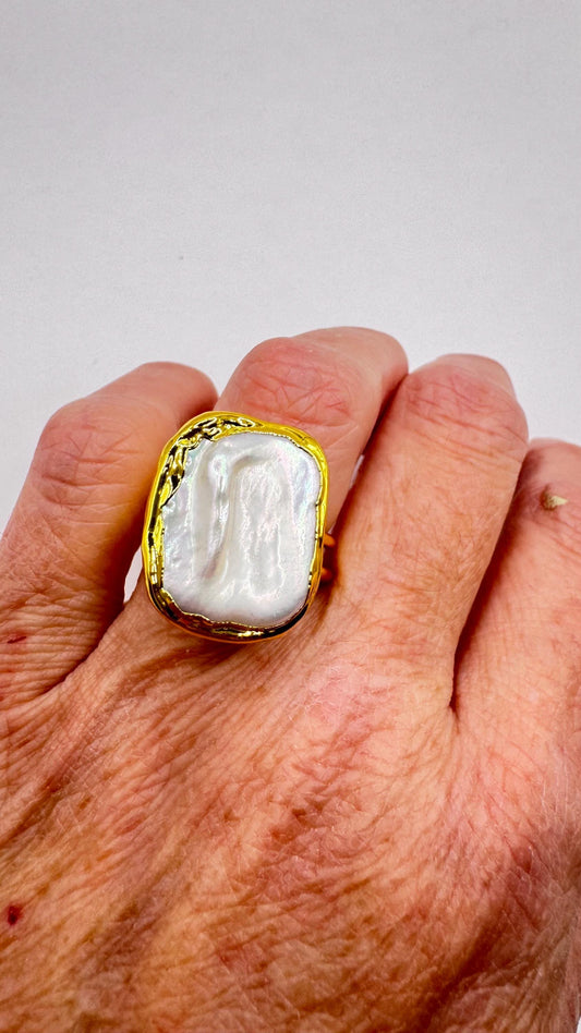 Vintage Biwa Pearl Ring Golden 925 Sterling Silver Cocktail Statement Adjustable