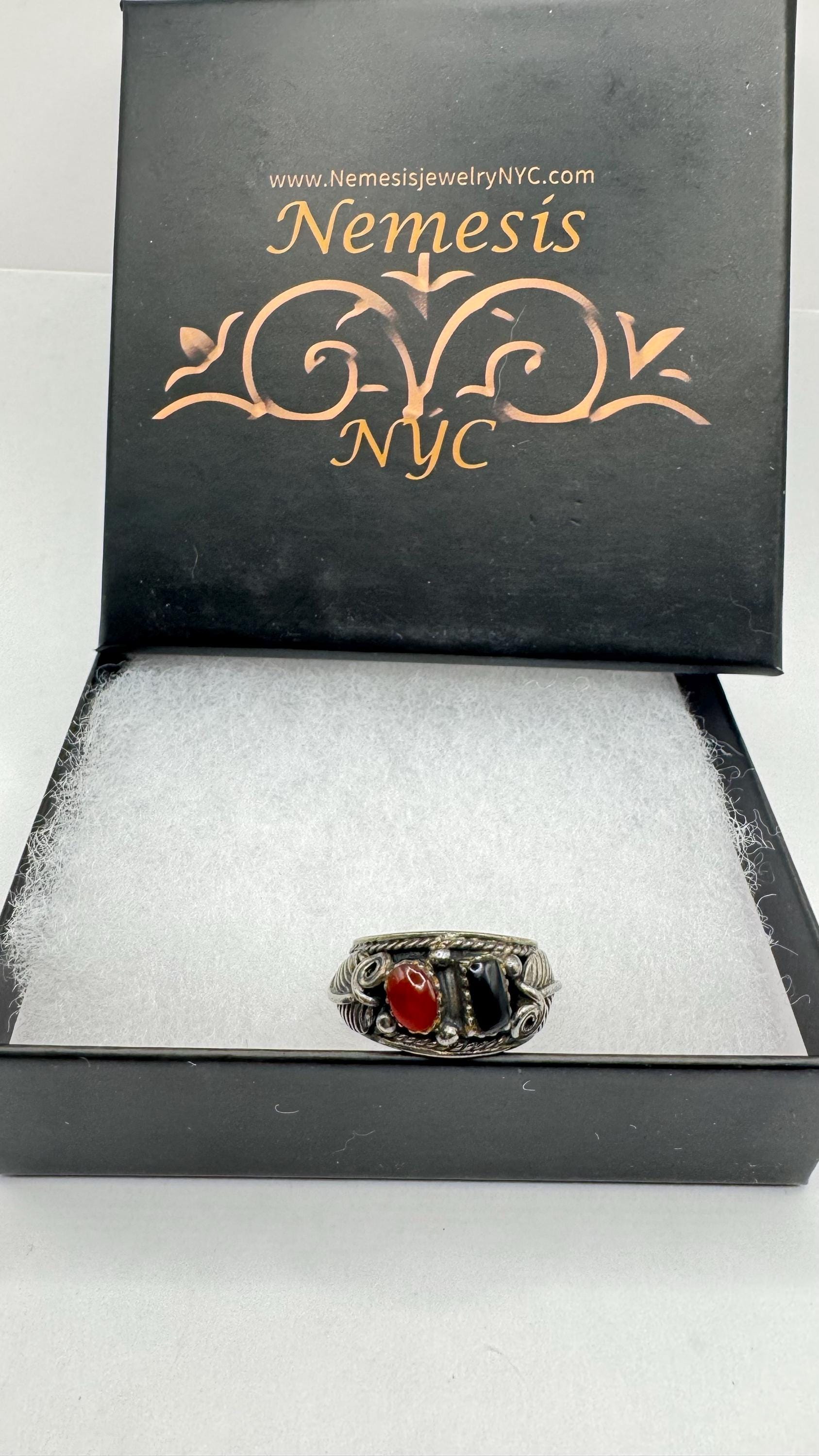 Vintage Black Onyx Red Carnelian Native American 925 Sterling Silver Ring
