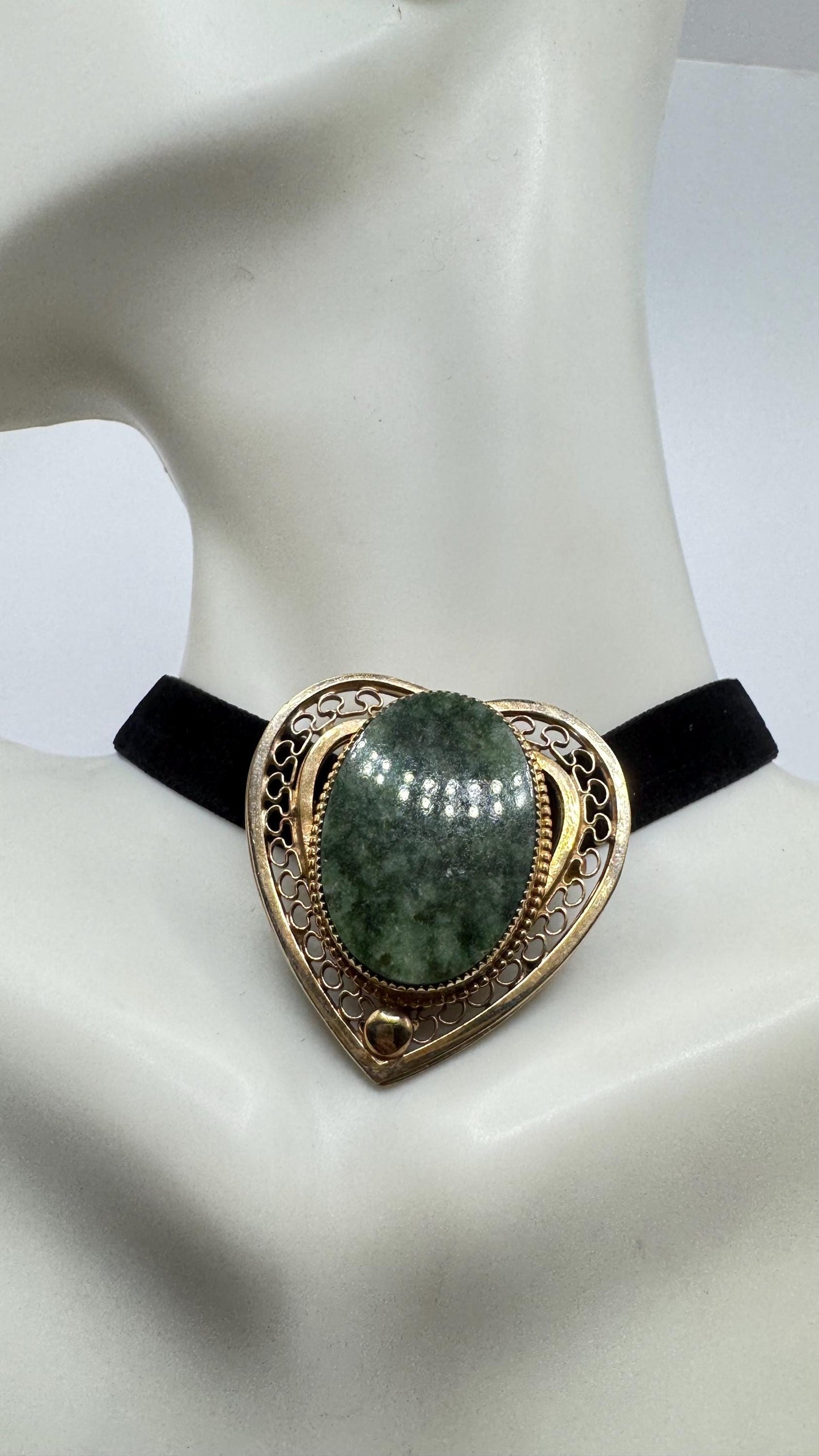 Vintage Green Jade Yellow Gold Filled Brooch Pin