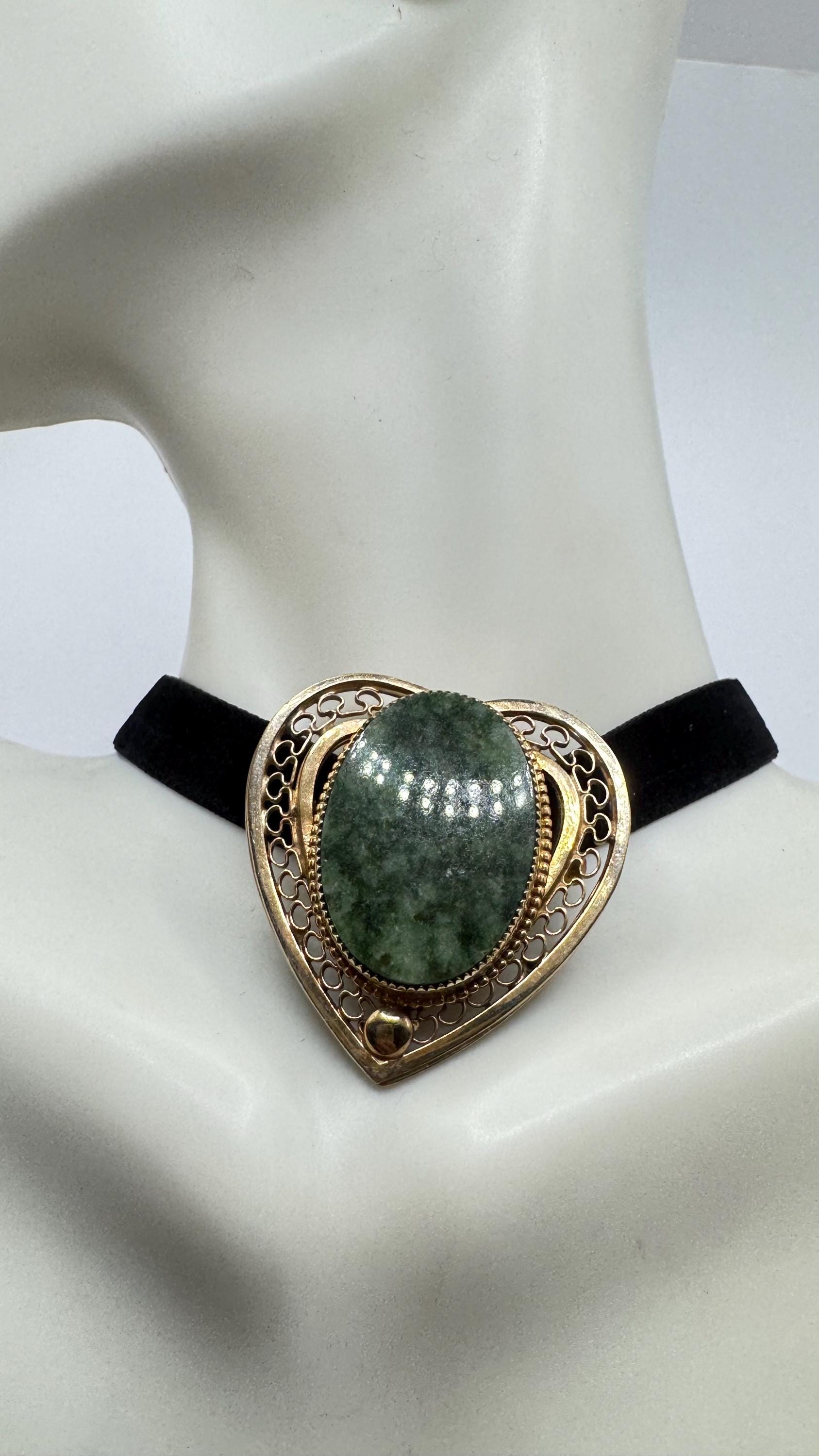 Vintage Green Jade Yellow Gold Filled Brooch Pin