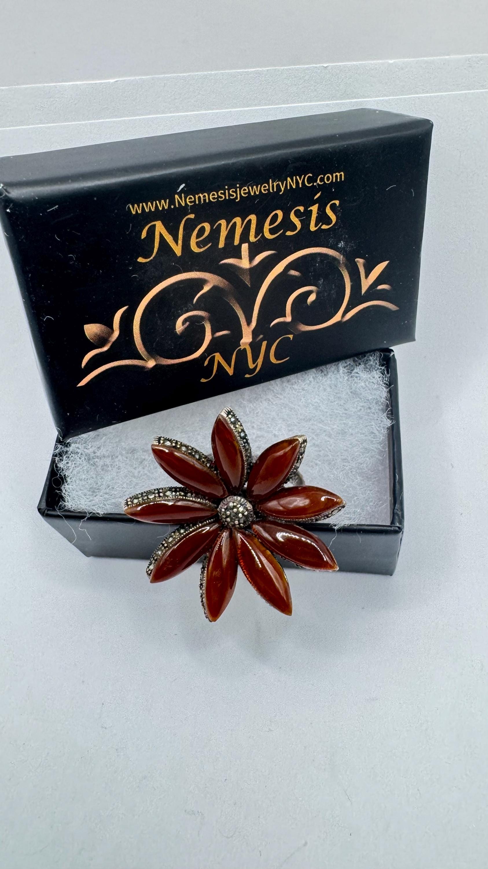 Vintage Genuine Red Carnelian 925 Sterling Silver Marcasite Ring