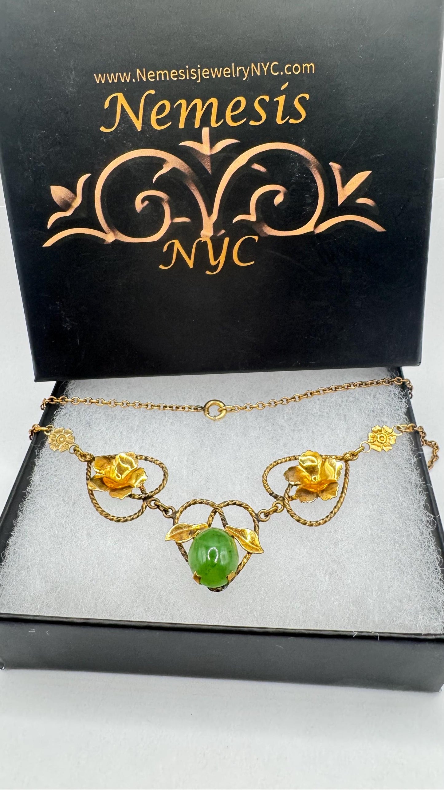 Vintage Green Jade Stone scarab Yellow 14k Gold Fill Necklace
