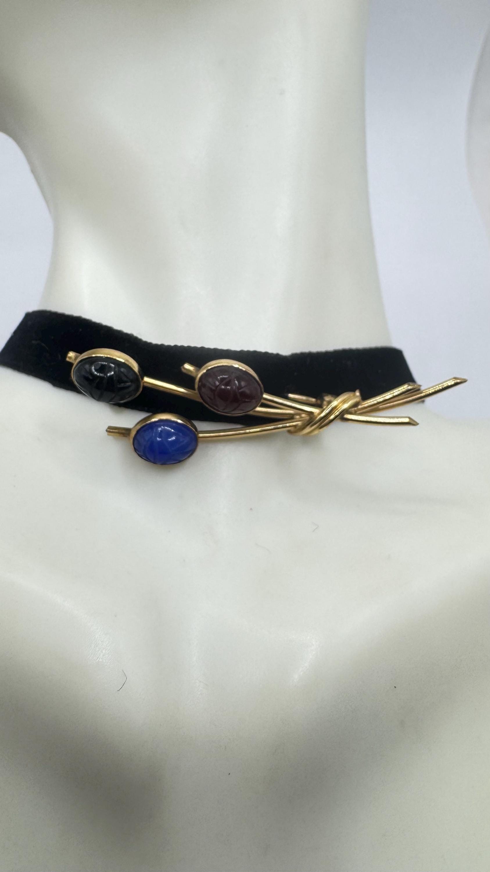 Vintage Scarab Carved Yellow Gold Filled Brooch Pin