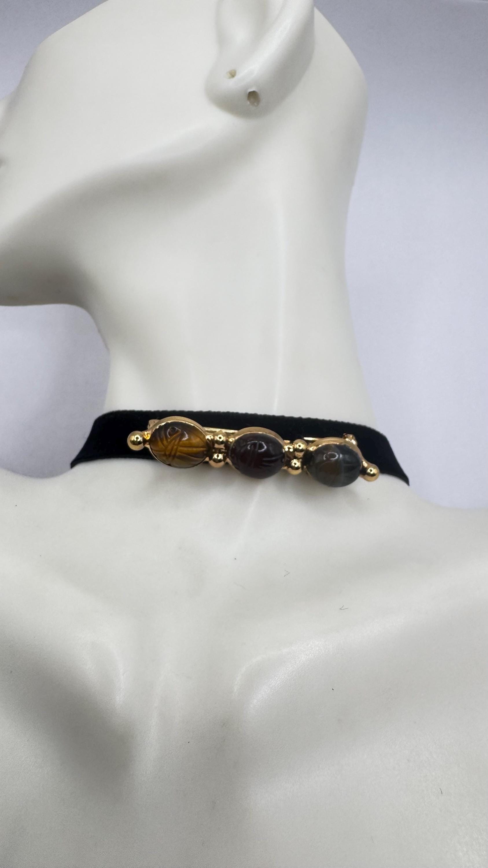 Vintage Scarab Carved Yellow Gold Filled Brooch Pin