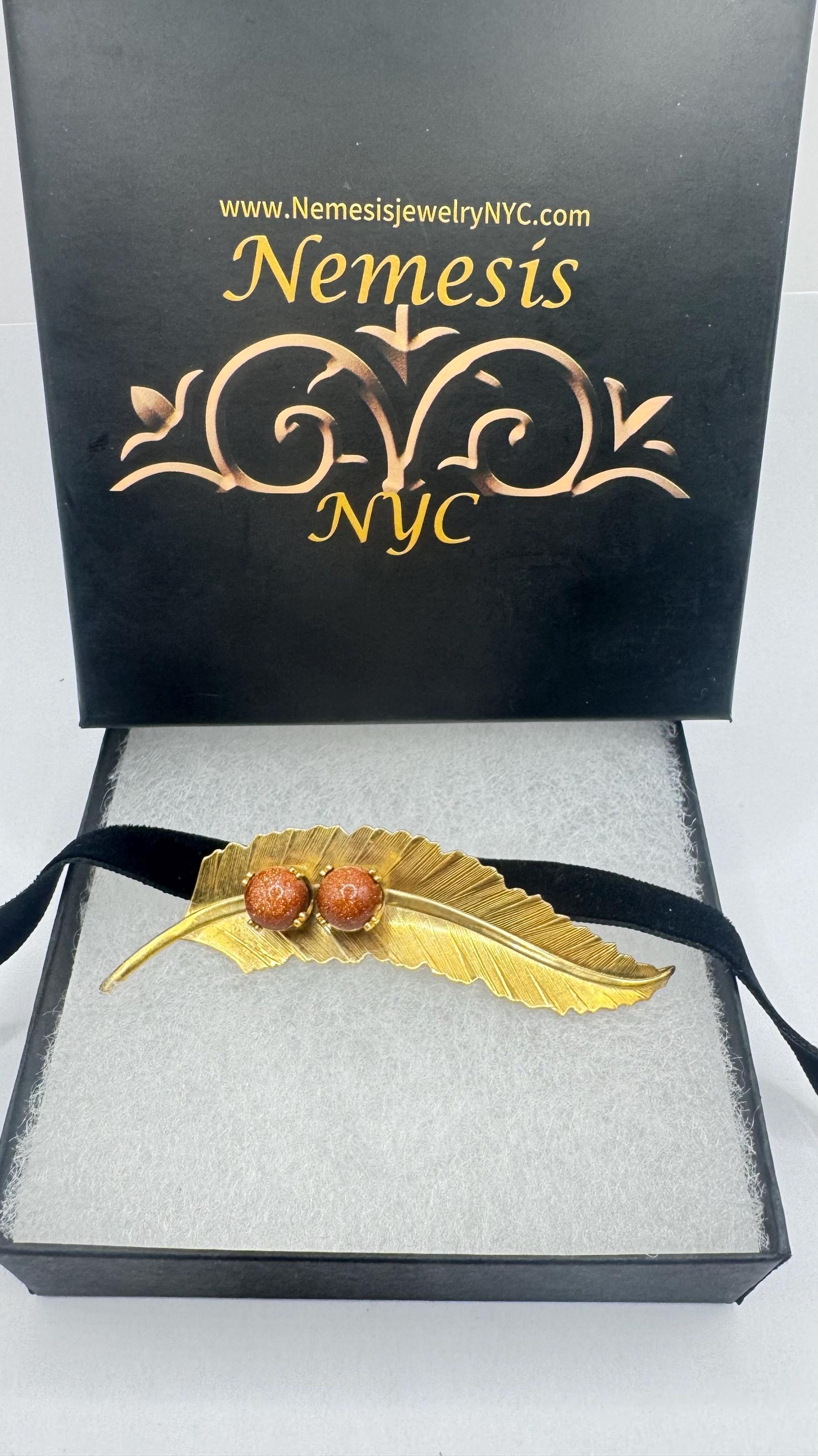 Vintage Goldstone Yellow Gold Filled Brooch Pin