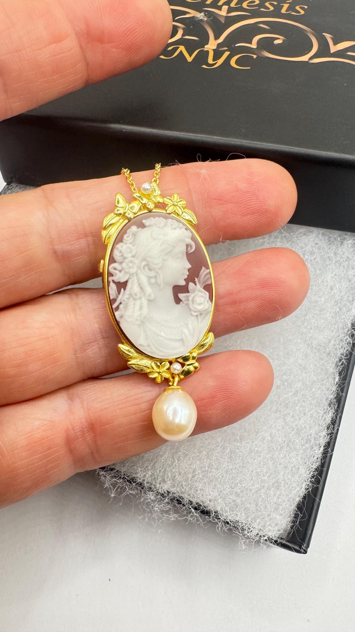 Vintage Shell three graces Cameo Yellow Gold Filled Necklace Choker pin brooch