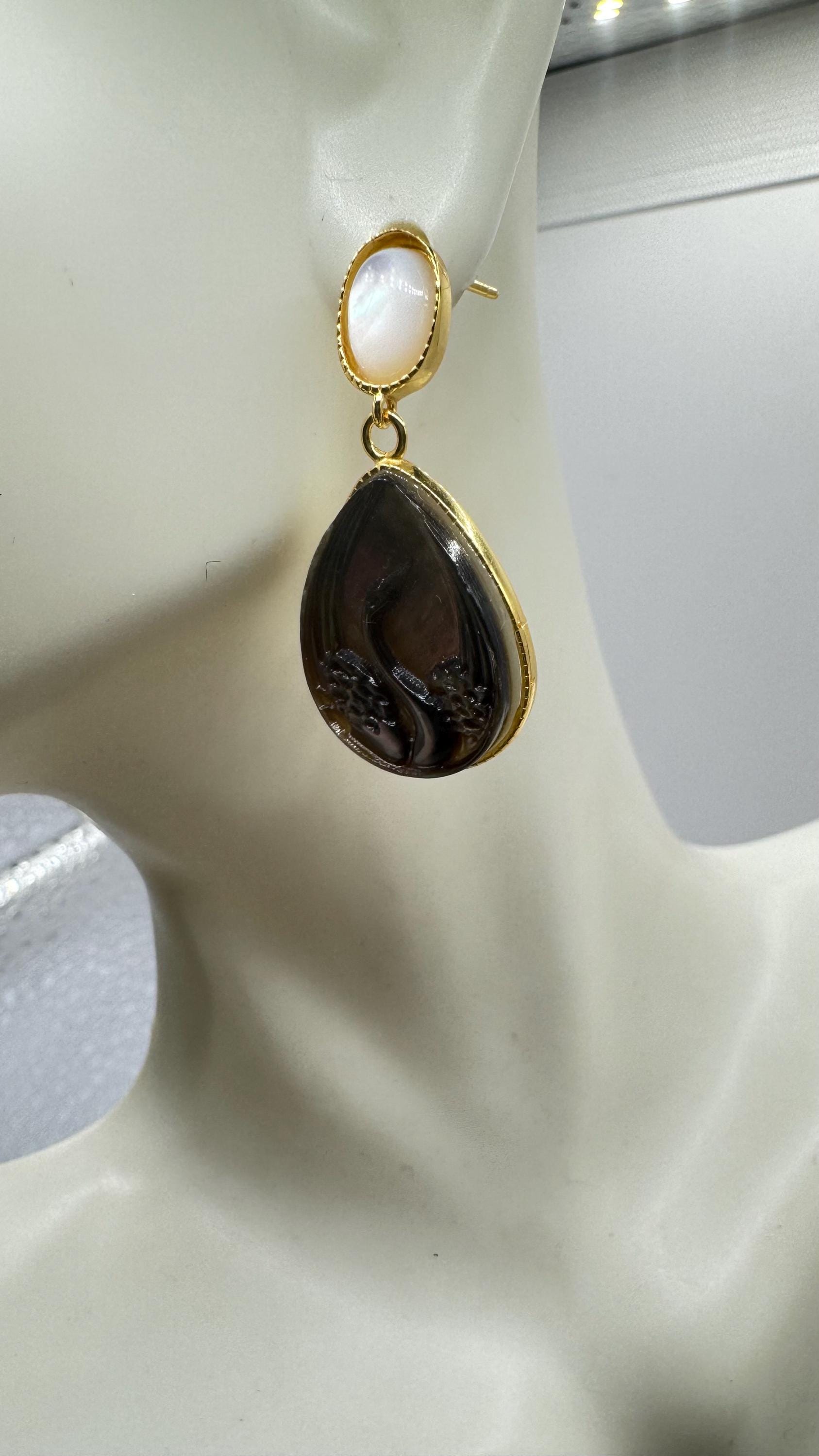 Vintage Carved Swan Cameo Carved 925 Sterling Silver Rainbow Abalone Chandelier Drop Earrings
