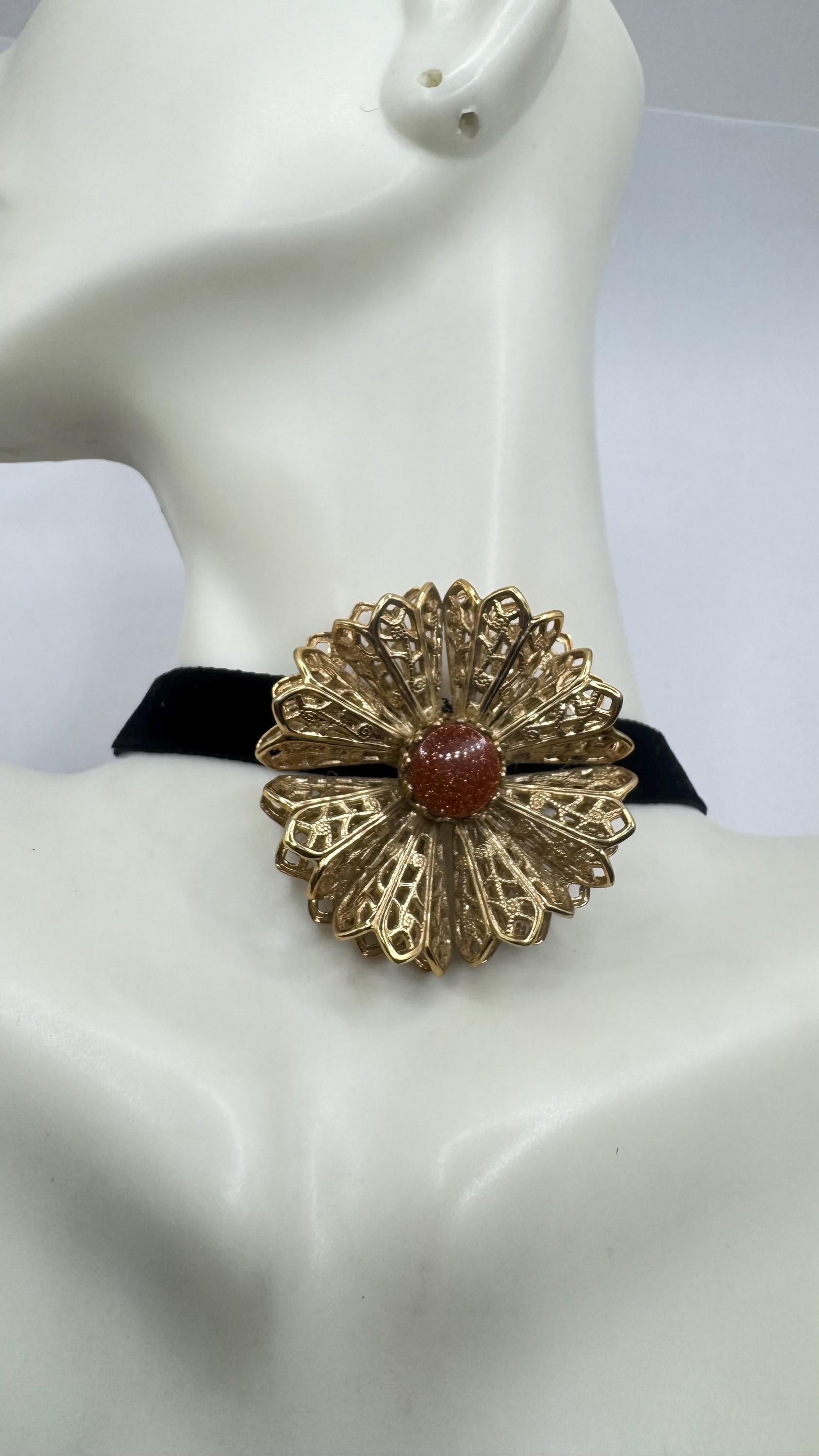 Vintage Goldstone Yellow Gold Filled Brooch Pin