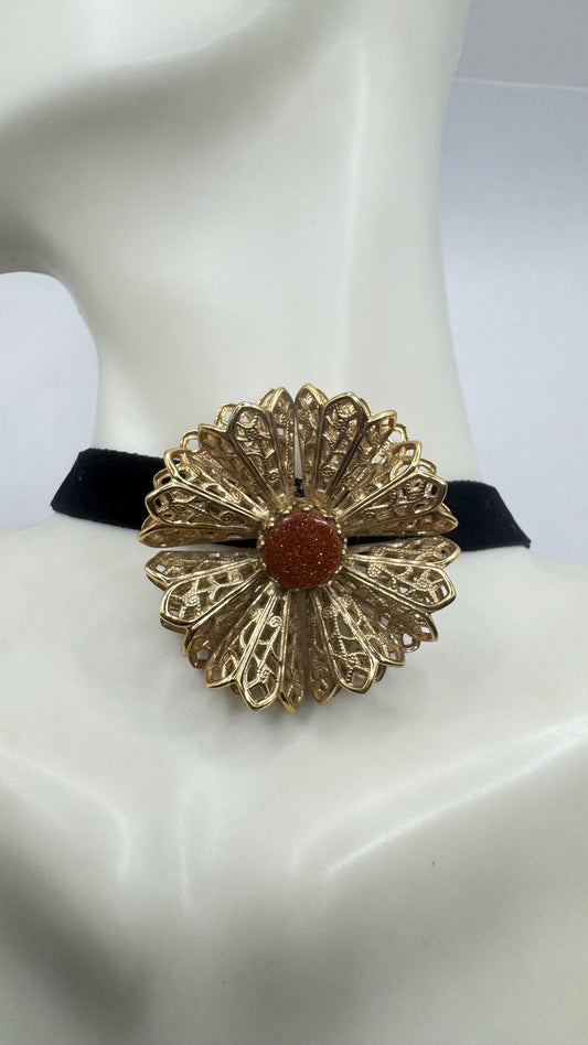 Vintage Goldstone Yellow Gold Filled Brooch Pin