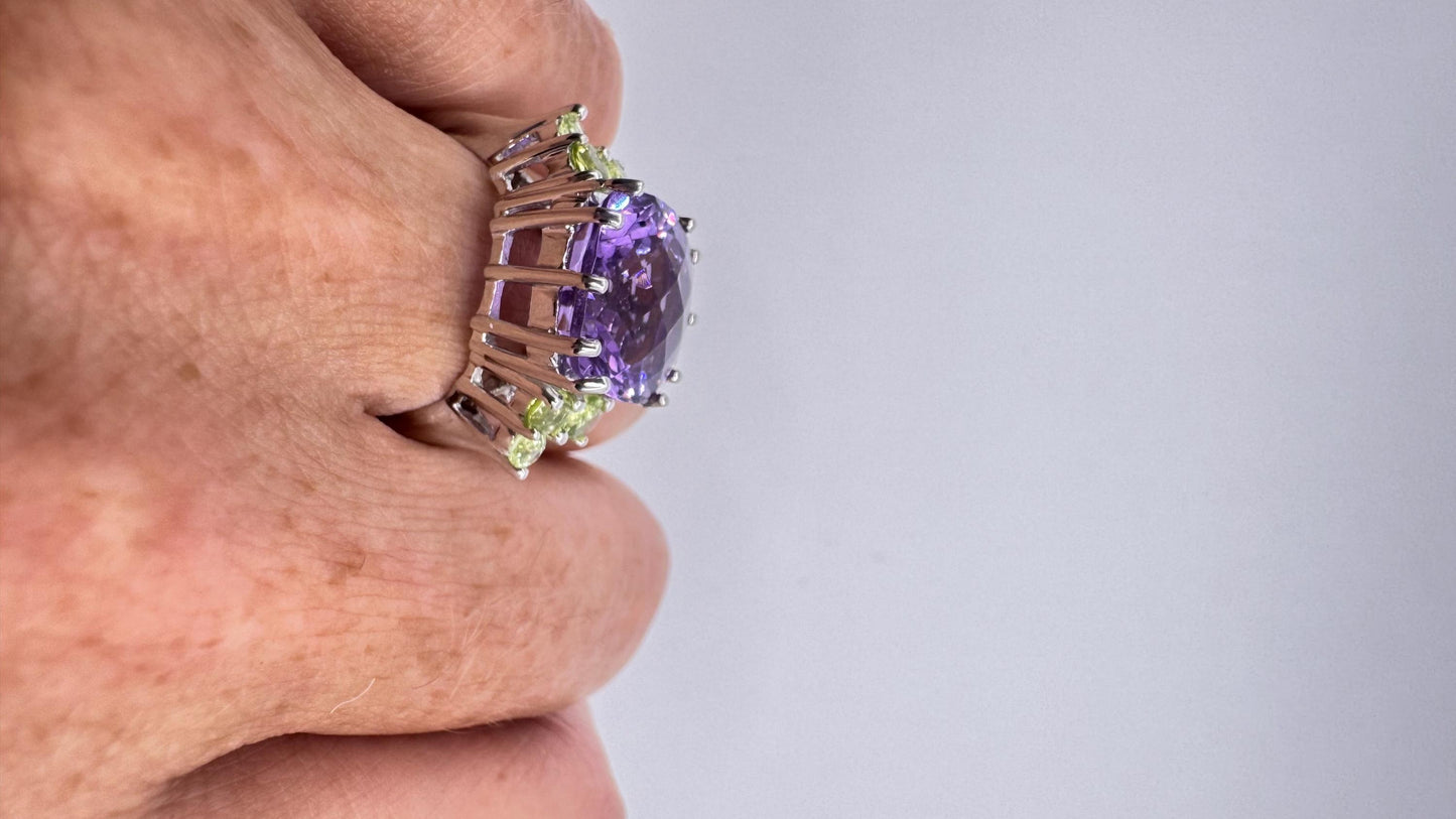 Vintage Purple Amethyst Peridot Cocktail Ring Deco 925 Sterling Silver