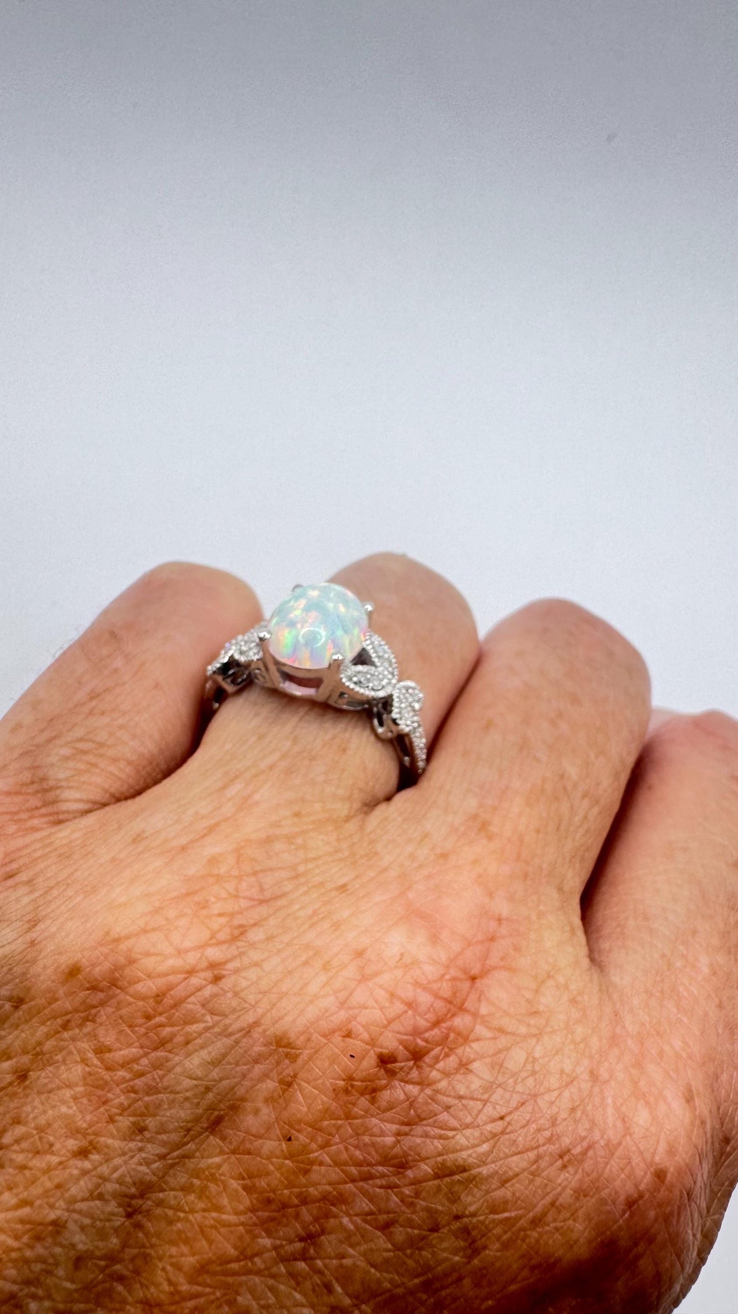 Vintage White Fire Opal Ring 925 Sterling Silver Rhodium