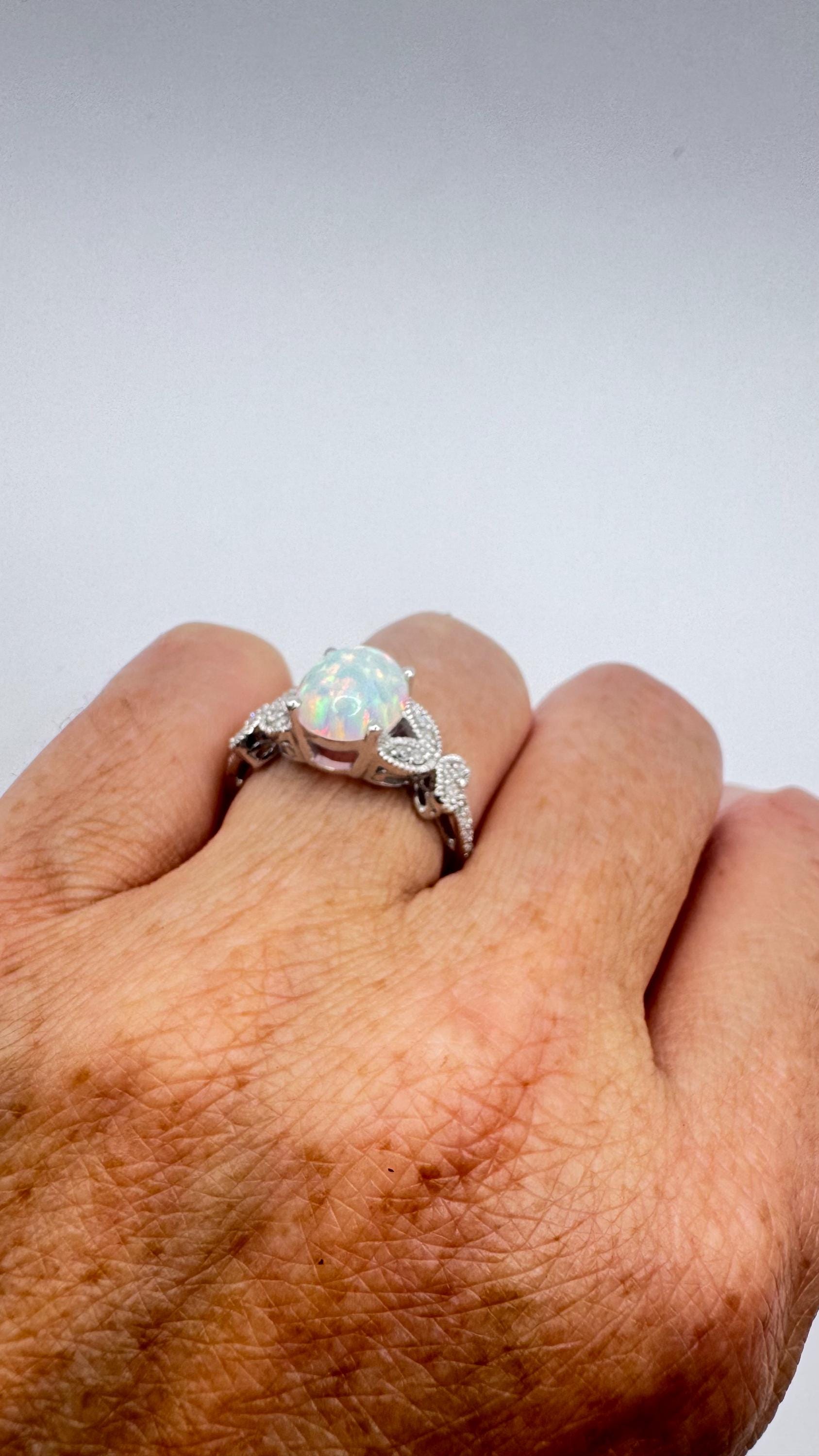 Vintage White Fire Opal Ring 925 Sterling Silver Rhodium