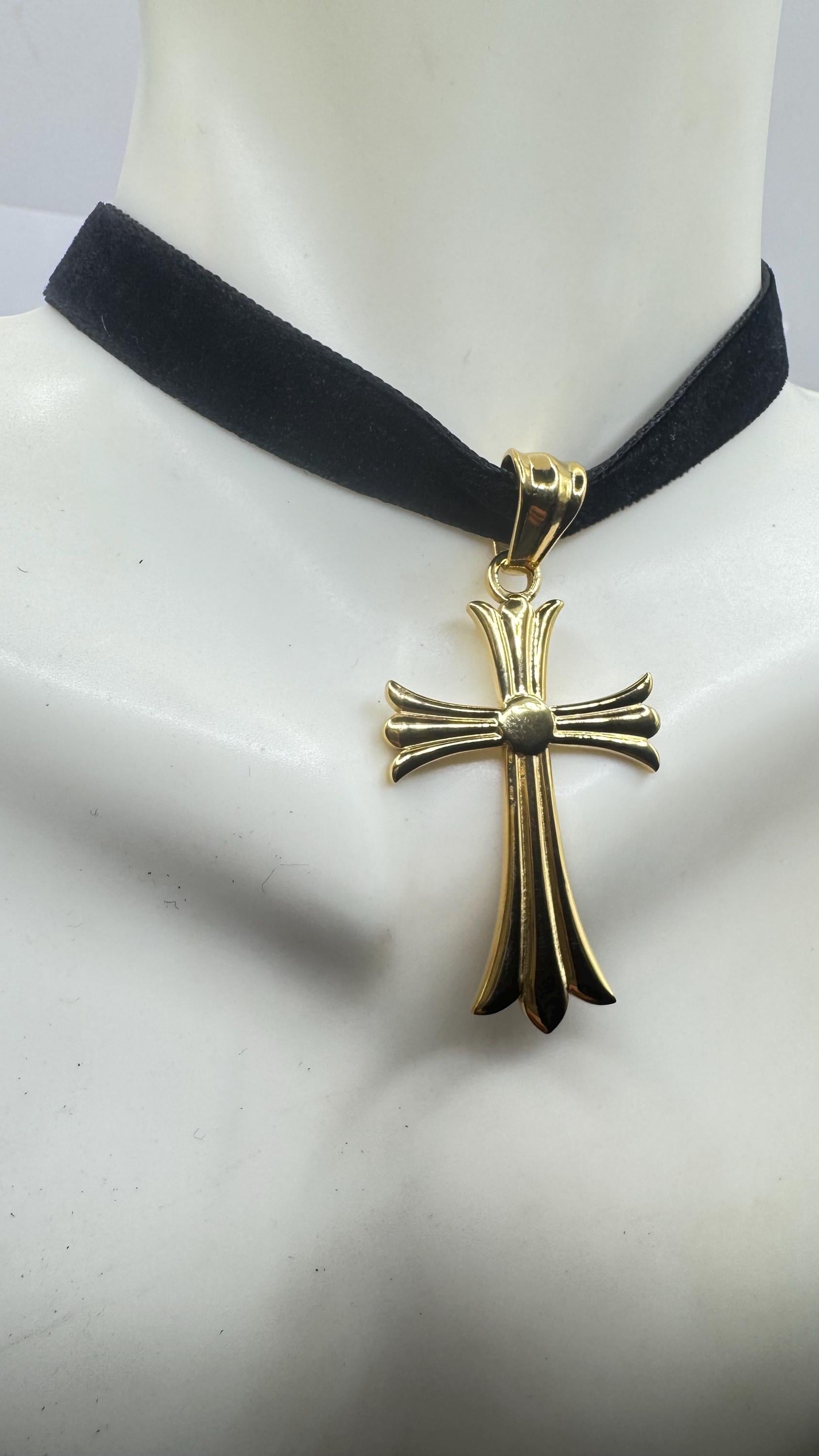 vintage Celtic Gold Stainless Steel Cross pendant necklace