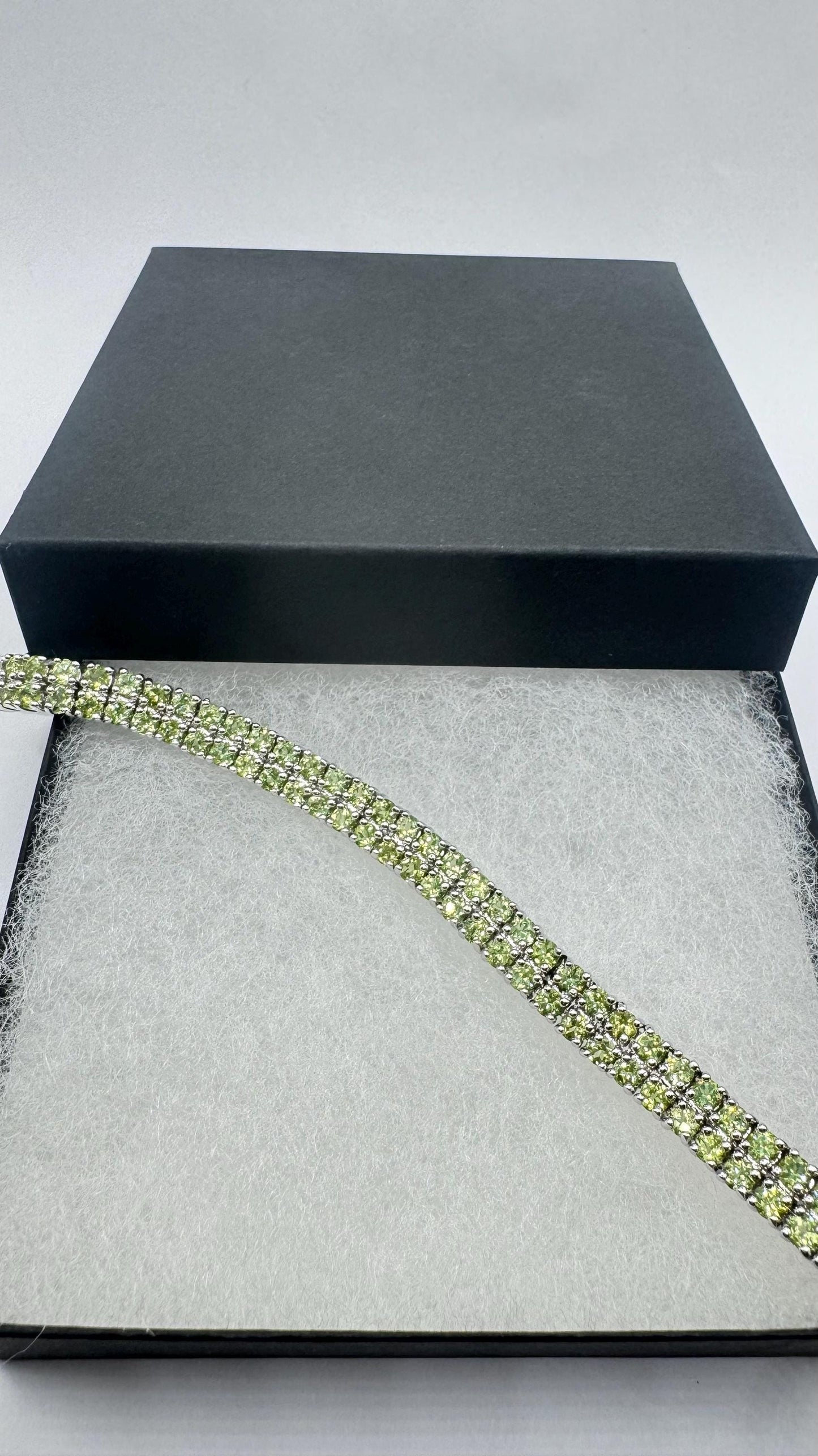 Vintage Handmade Genuine Peridot 925 Sterling Silver Tennis Bracelet