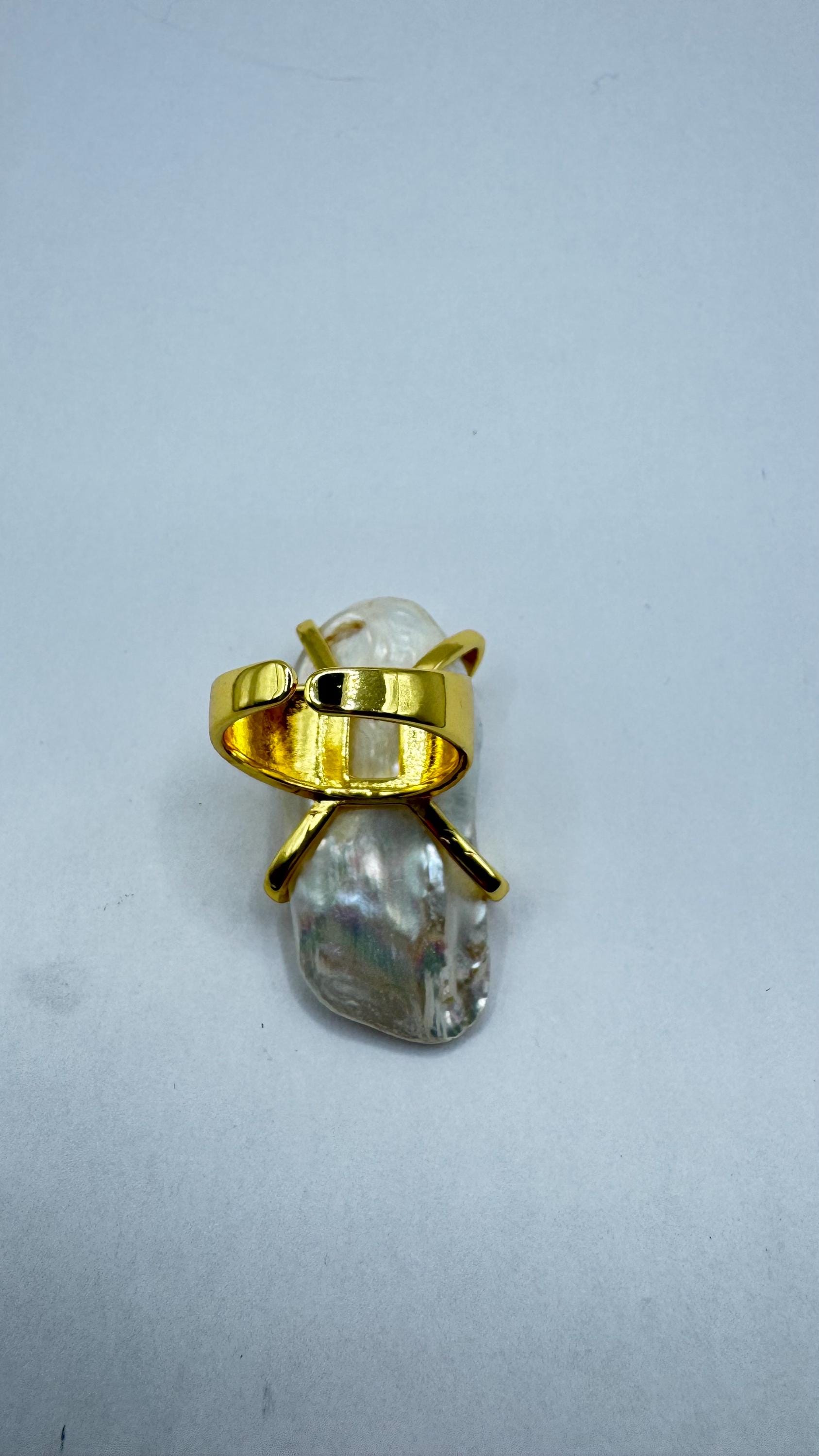 Vintage Biwa Pearl Ring Golden 925 Sterling Silver Cocktail Statement Adjustable