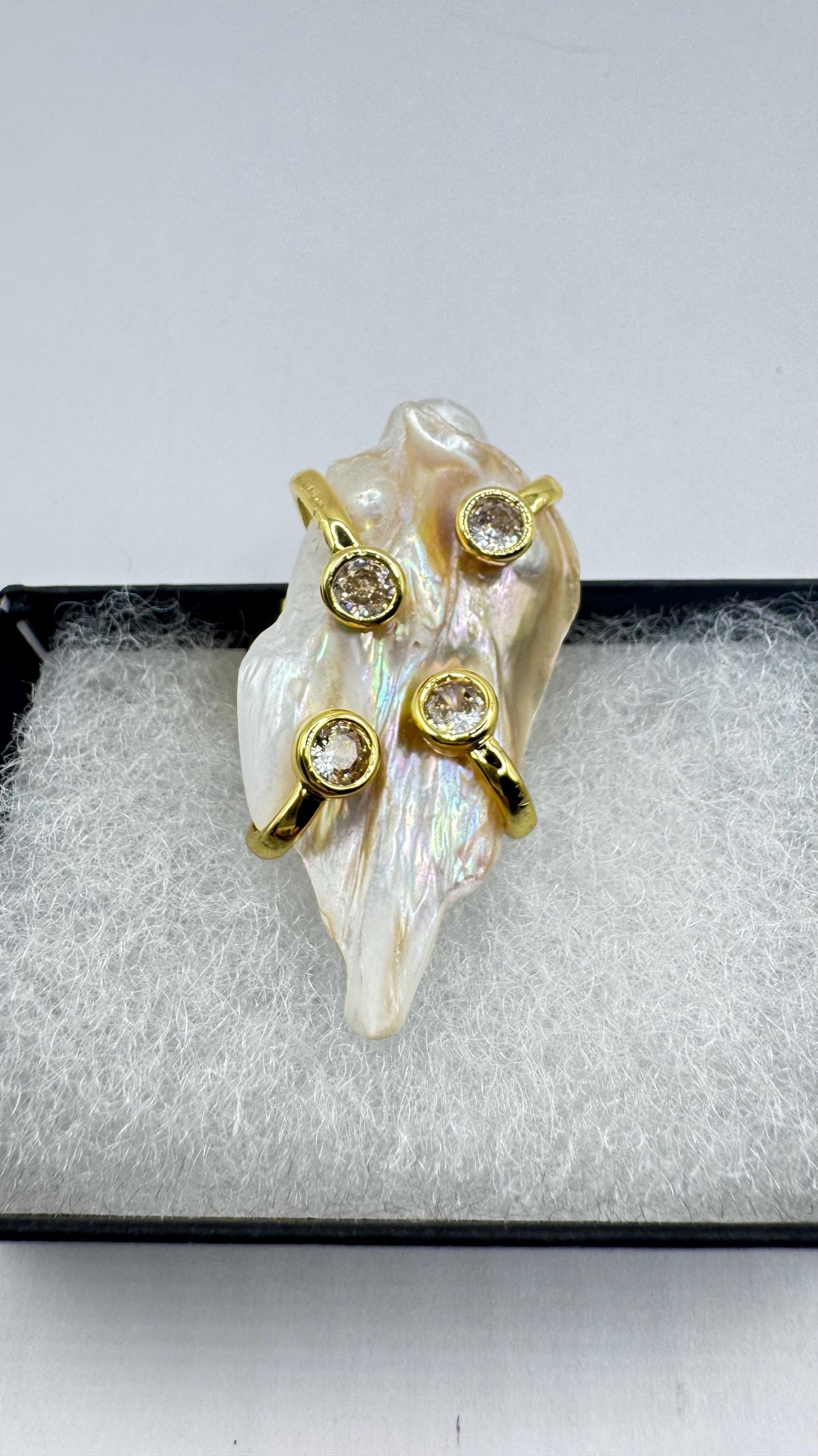 Vintage Biwa Pearl Ring Golden 925 Sterling Silver Cocktail Statement Adjustable