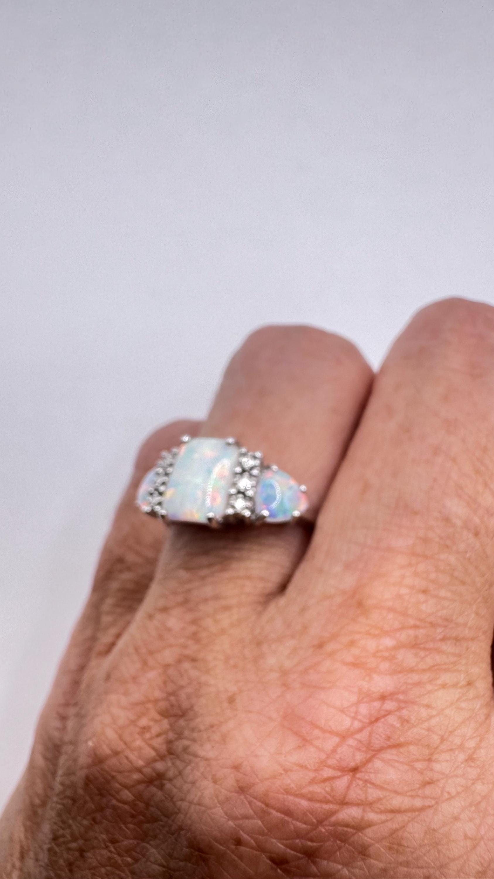 Vintage Fire Opal 925 Sterling Silver Diamond Chip Ring