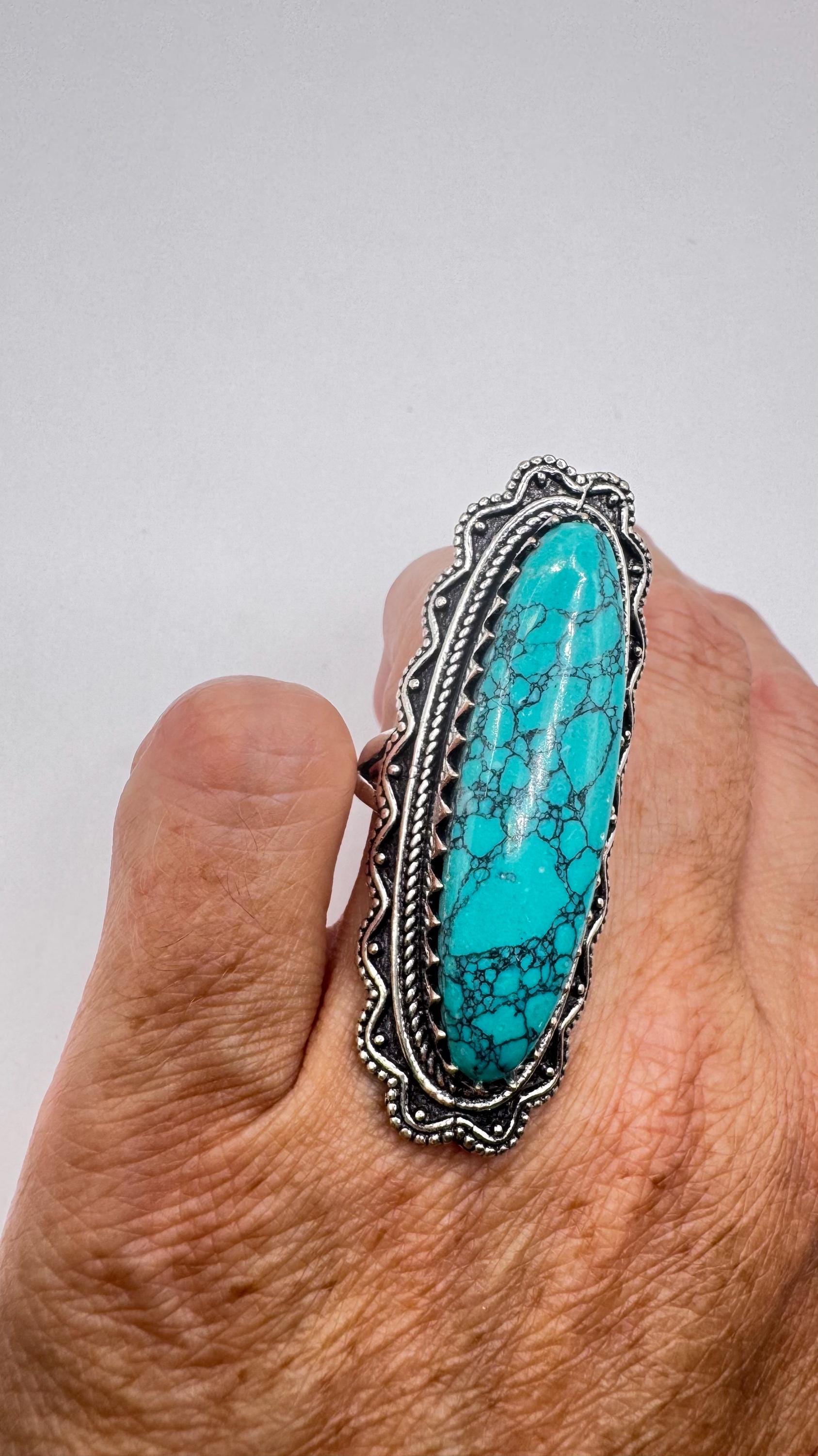 Vintage Blue Howlite Turquoise chunky statement Ring