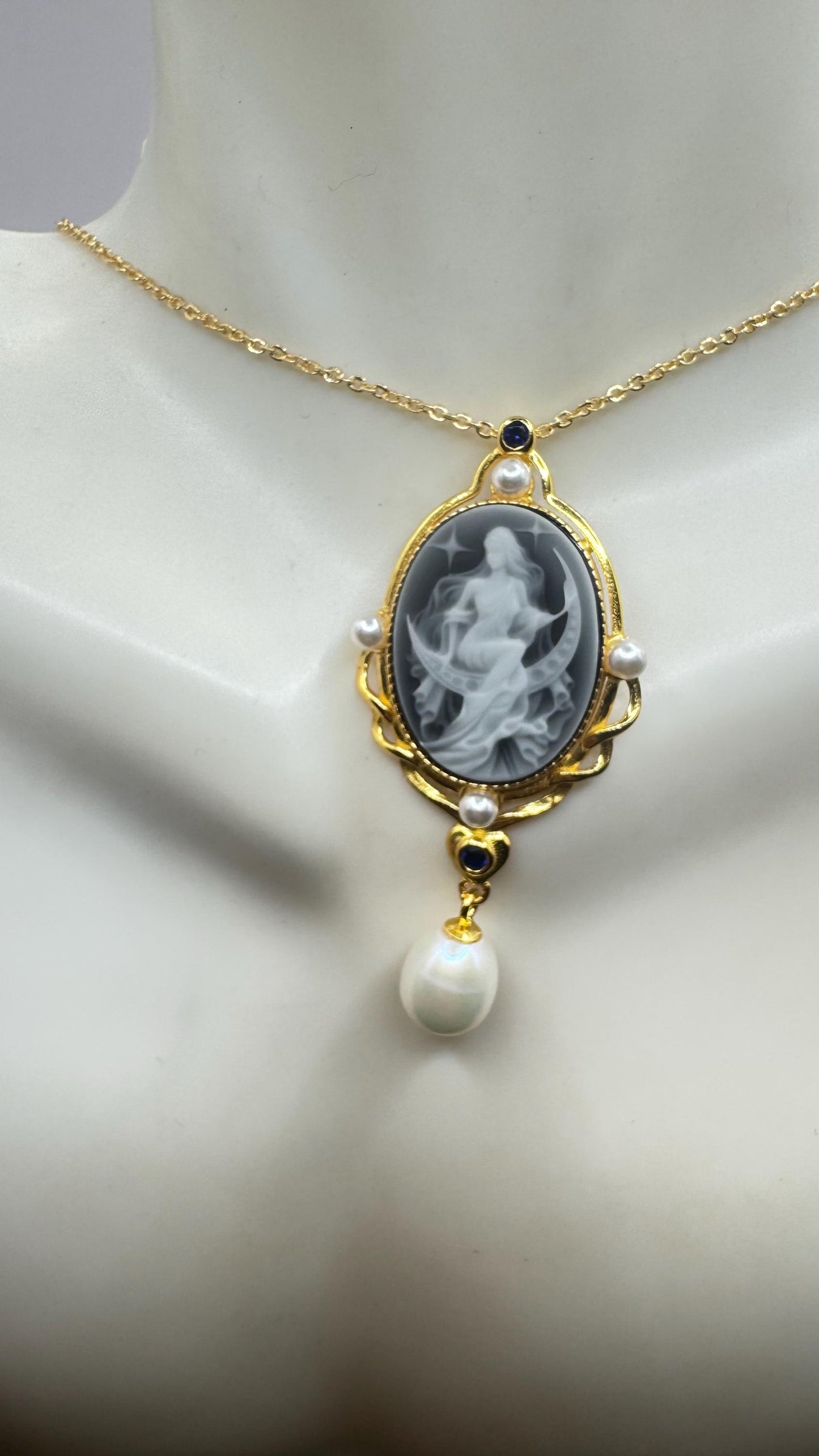 Vintage Genuine Pearl Black Onyx Cameo Gold Sterling Silver Necklace Choker