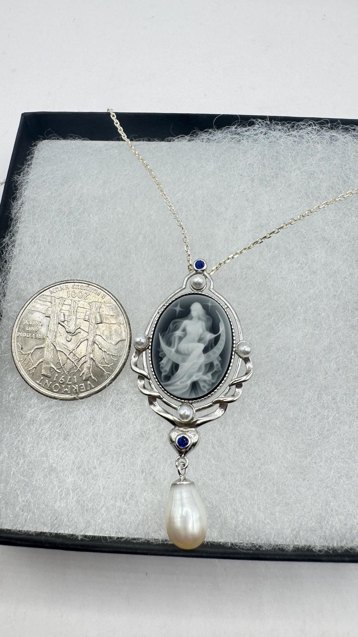 Vintage Genuine Pearl Black Onyx Cameo Sterling Silver Necklace Choker