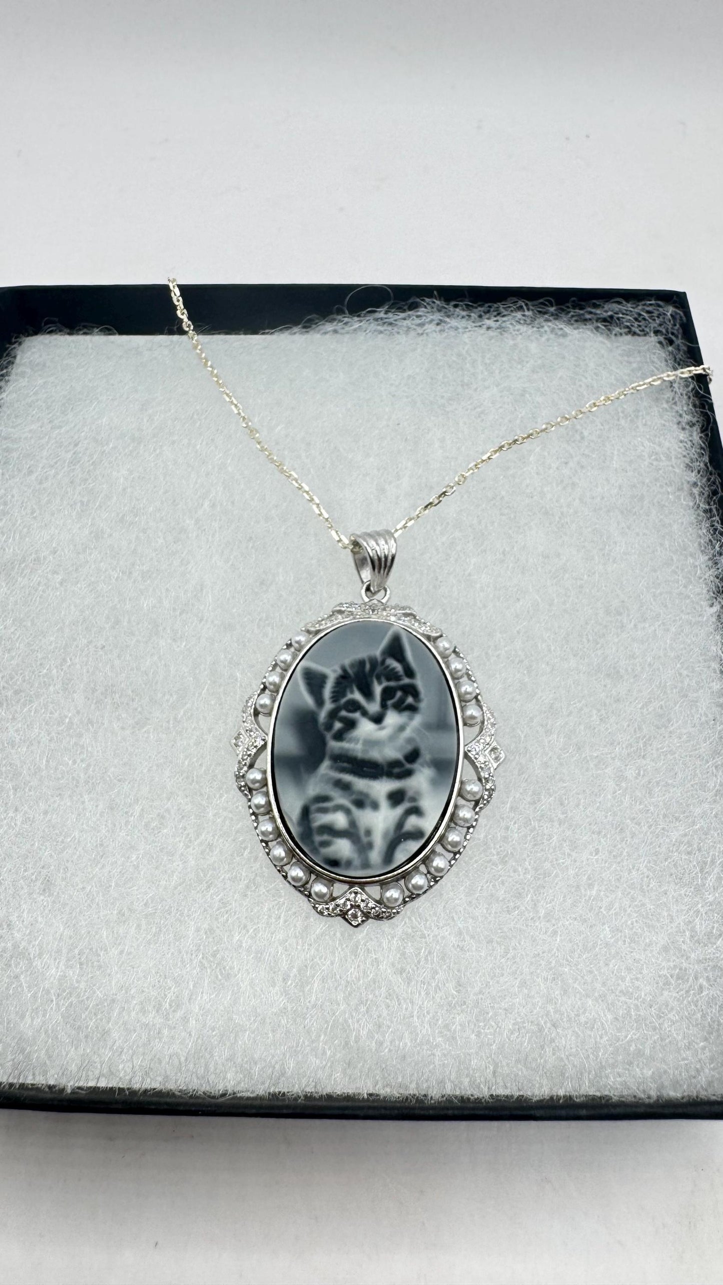 Vintage Genuine Pearl Black Onyx Cameo Sterling Silver Necklace Choker