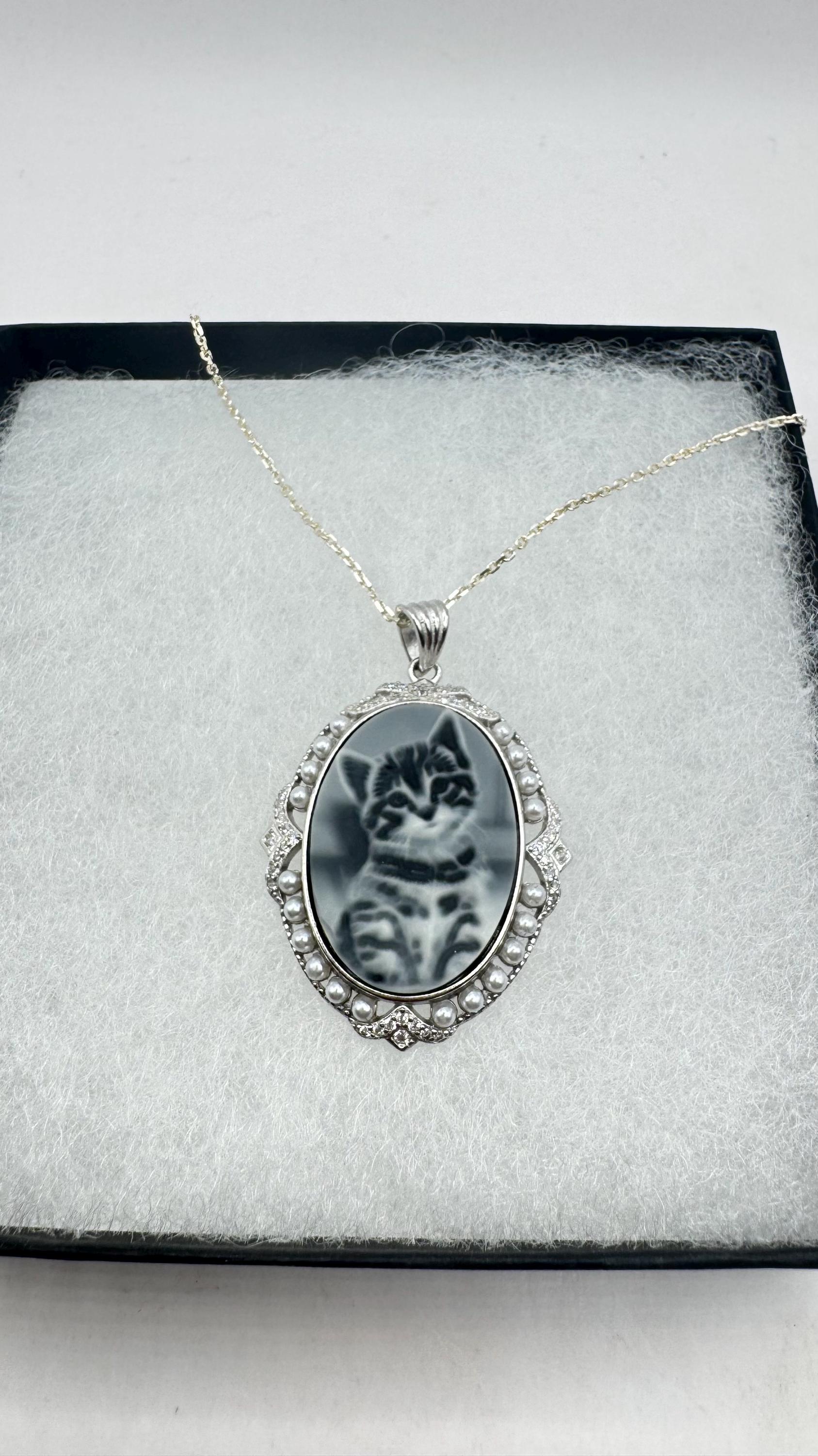 Vintage Genuine Pearl Black Onyx Cameo Sterling Silver Necklace Choker