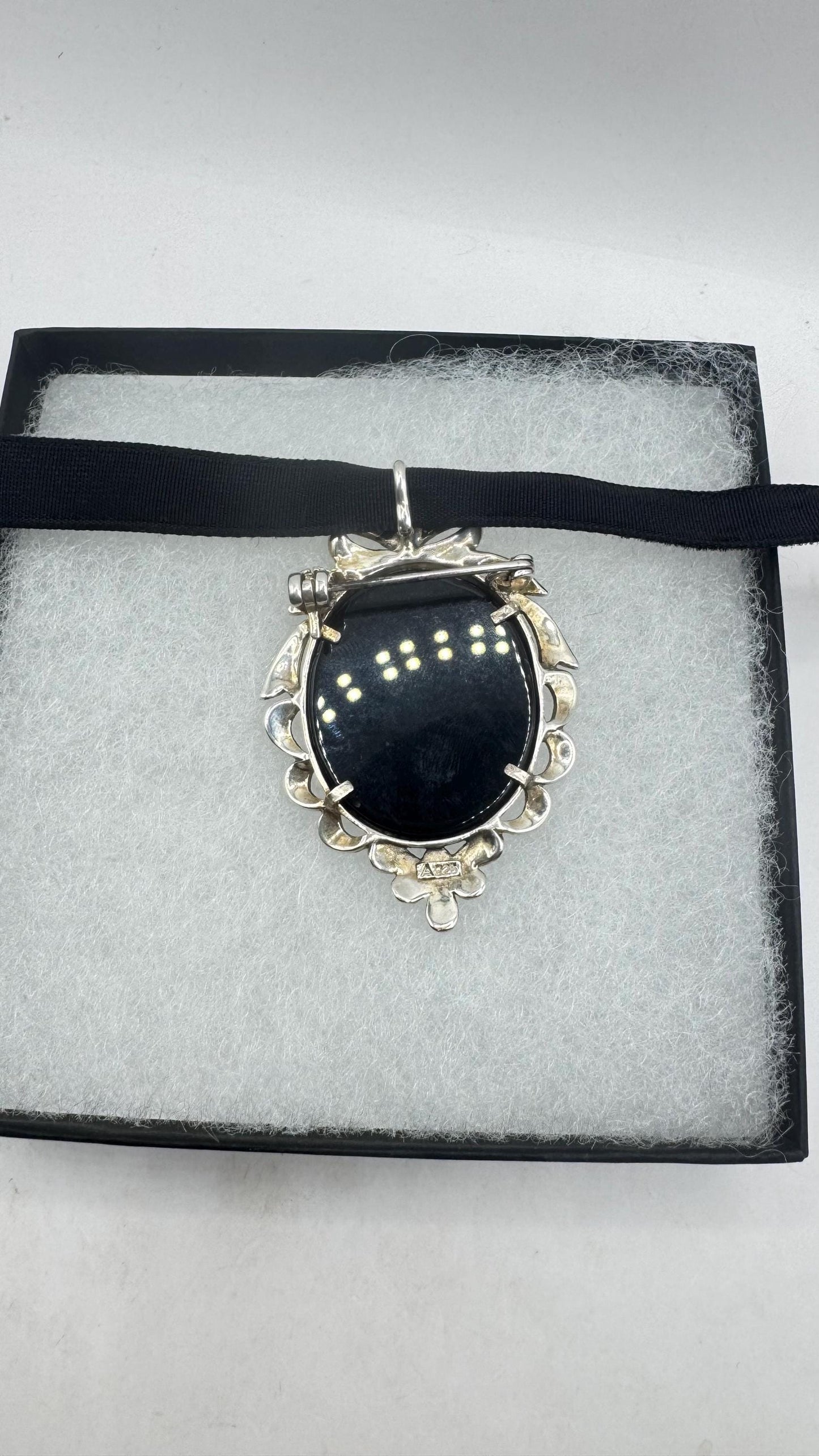 Vintage Abalone Black Onyx Cameo 925 Sterling silver Marcasite Necklace Pin Choker