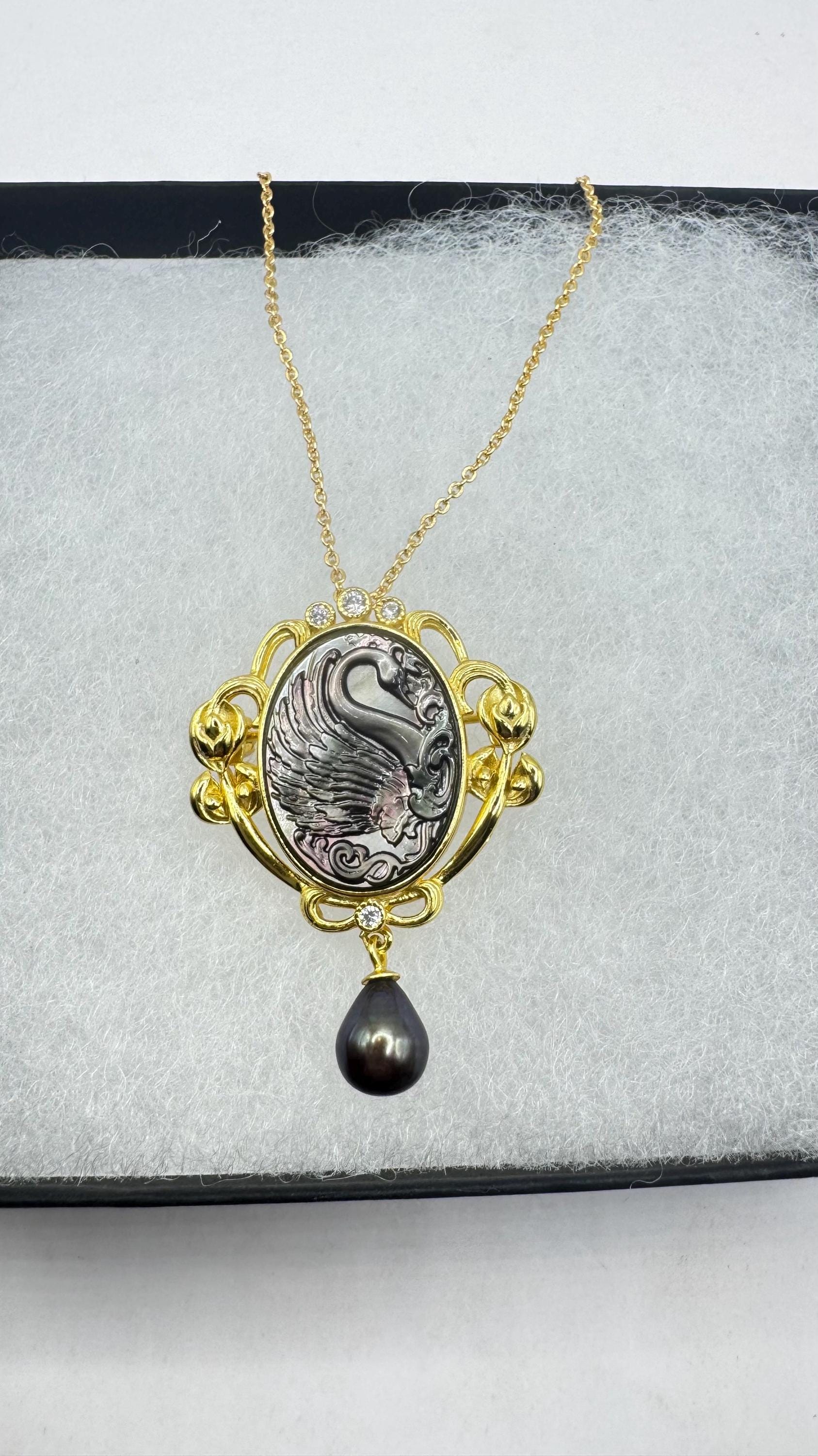 Vintage Abalone Pearl Black Swan Cameo Gold 925 Sterling silver Necklace Pin Choker