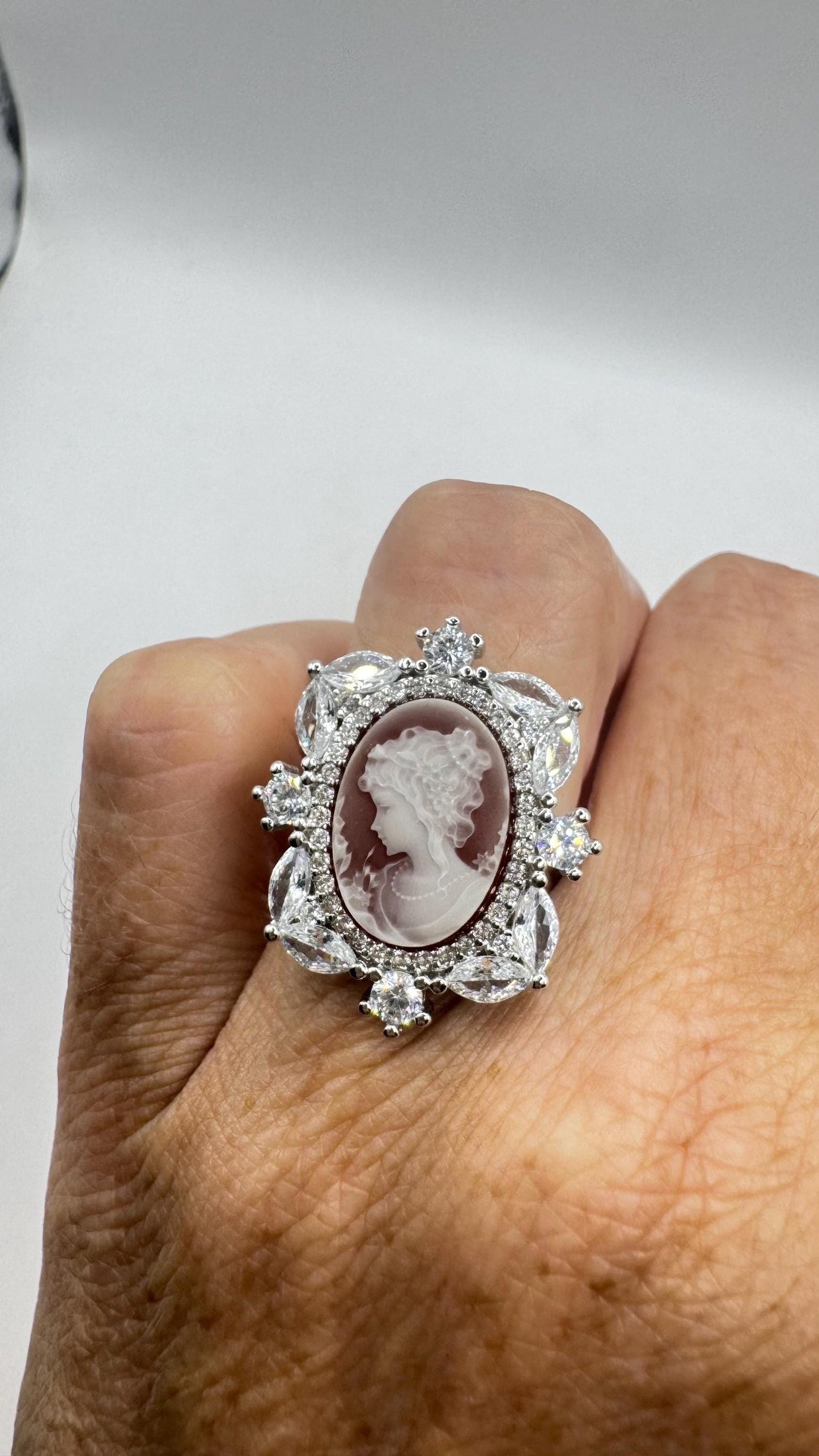Vintage Cameo 925 Sterling Silver Cocktail Ring