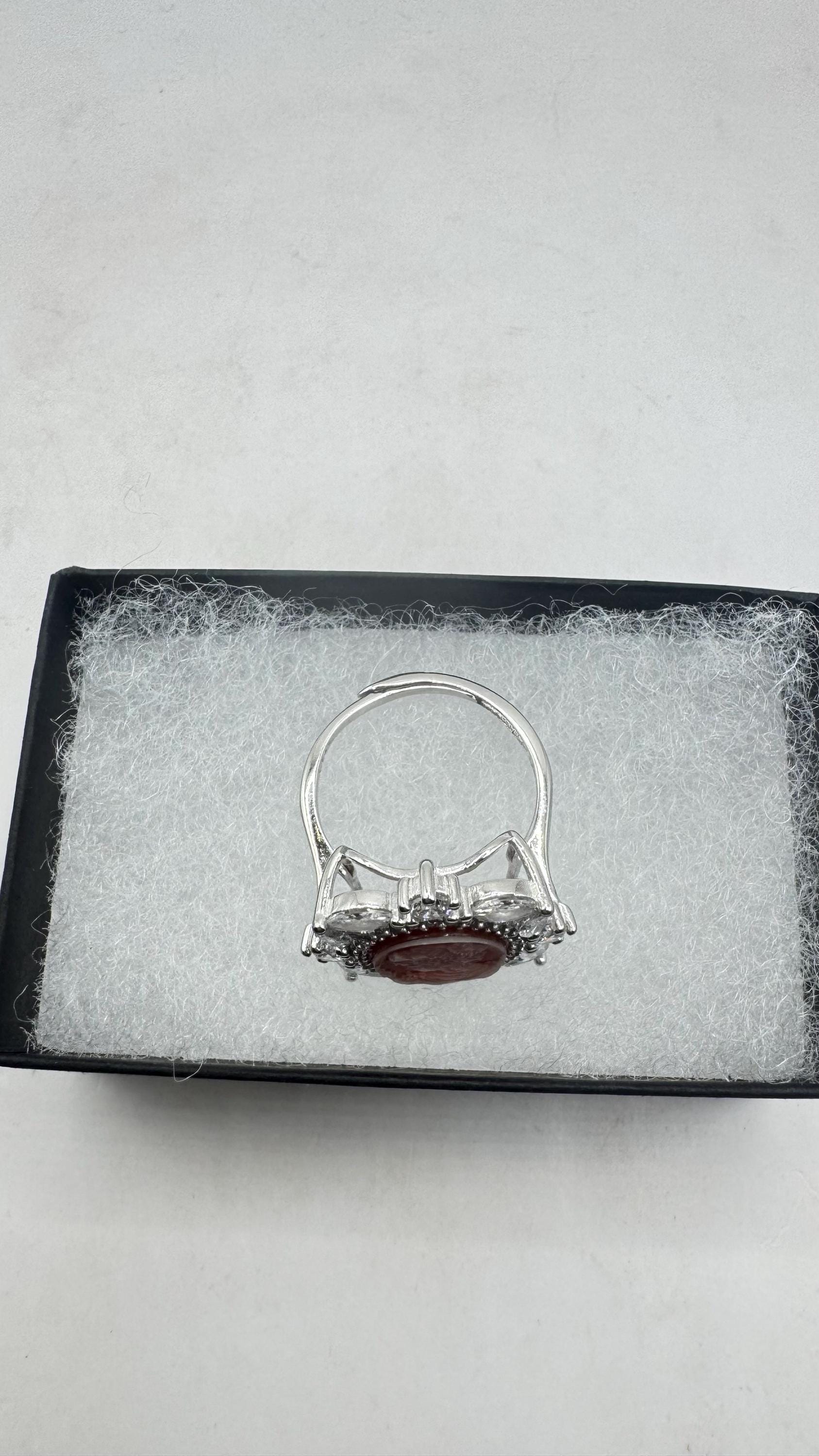 Vintage Cameo 925 Sterling Silver Cocktail Ring