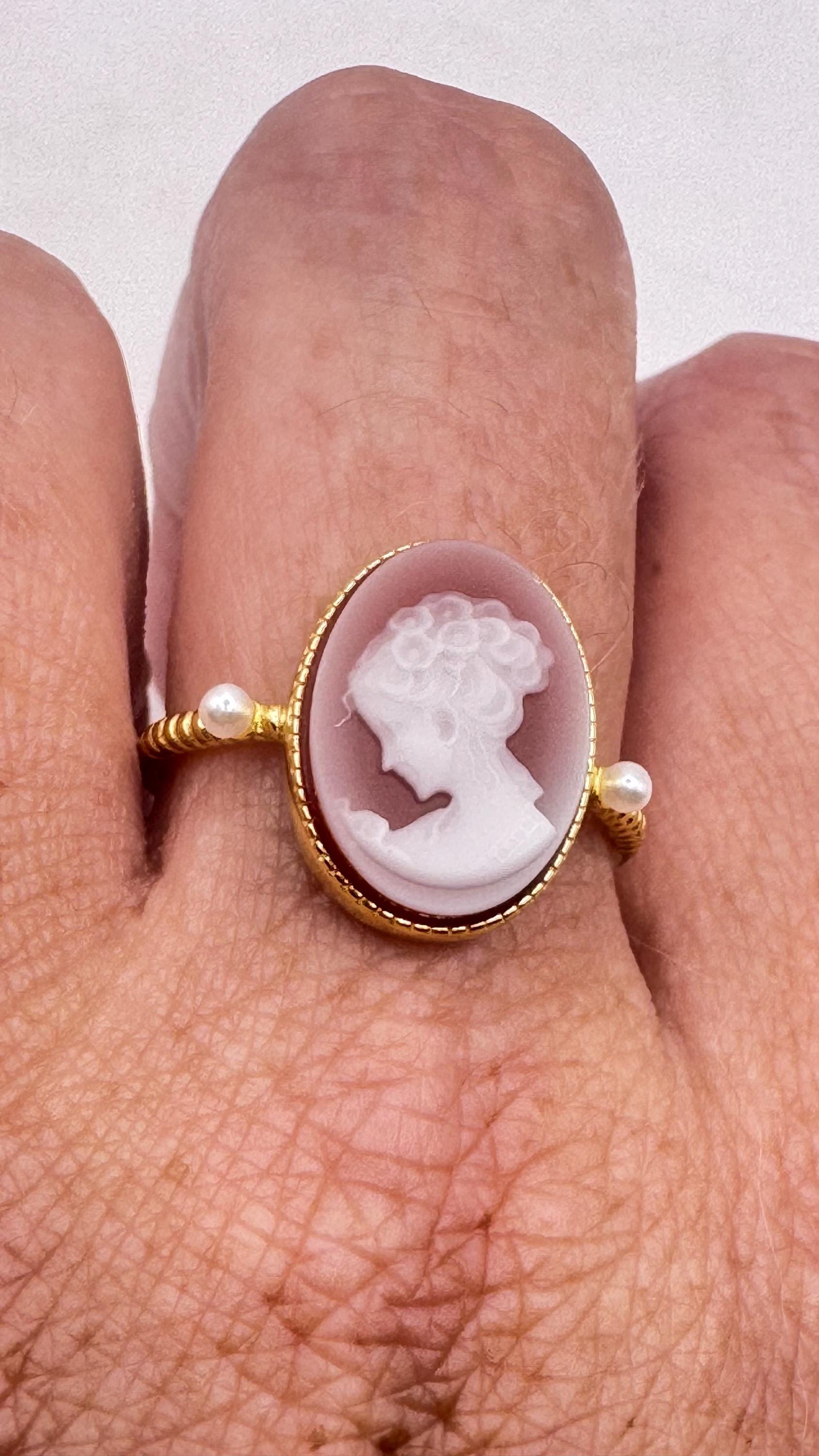 Vintage Cameo 925 Sterling Silver Cocktail Ring