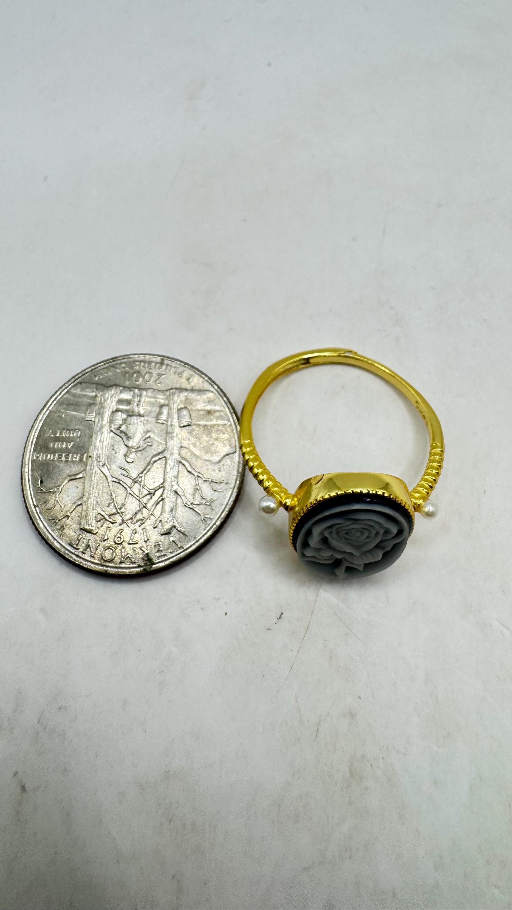 Vintage Black Onyx Rose Cameo Gold 925 Sterling Silver Cocktail Ring