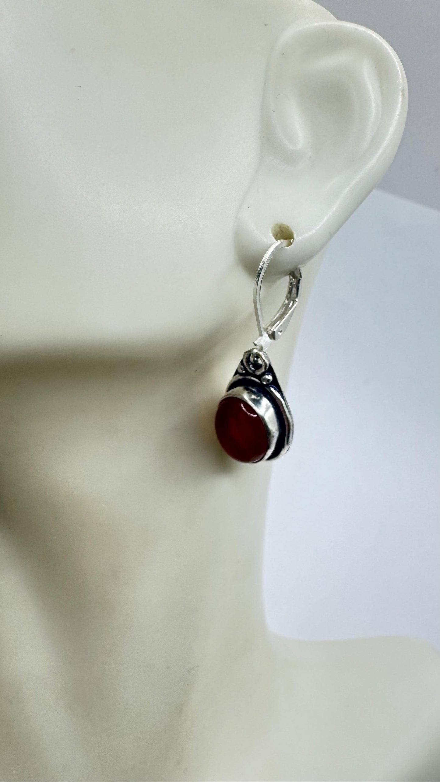 Vintage Genuine are Carnelian 925 Sterling lever backs Silver Filligree Dangle Chandelier Earrings