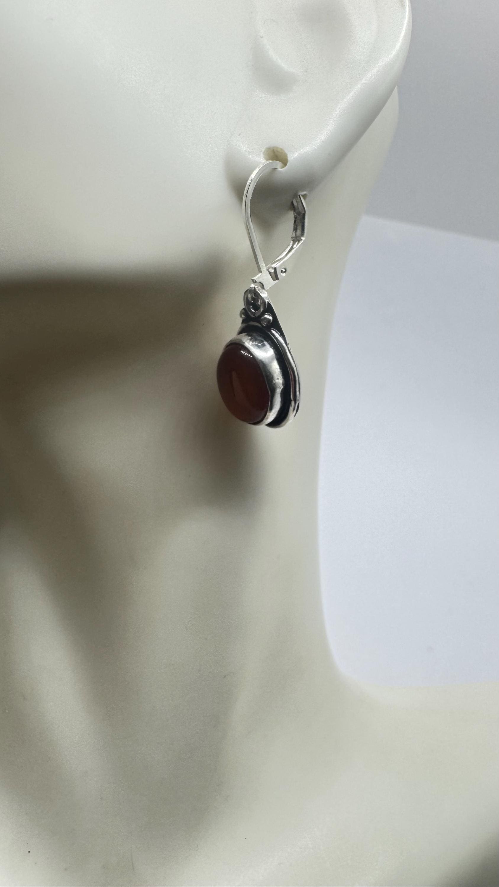 Vintage Genuine are Carnelian 925 Sterling lever backs Silver Filligree Dangle Chandelier Earrings