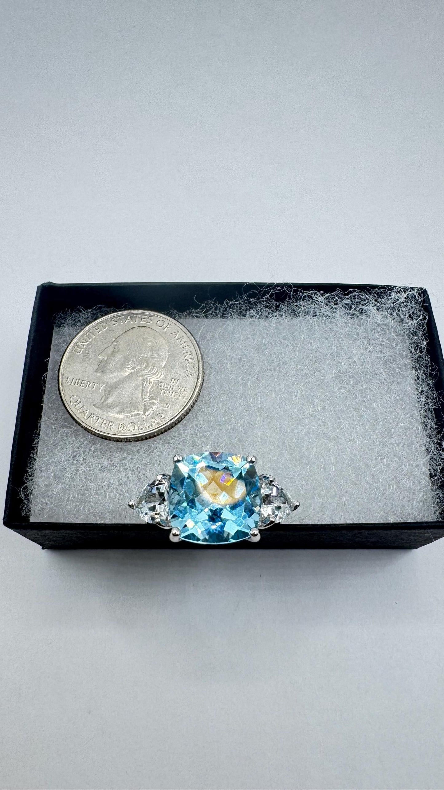 Vintage Genuine Blue Topaz 925 Sterling Silver Cocktail Ring