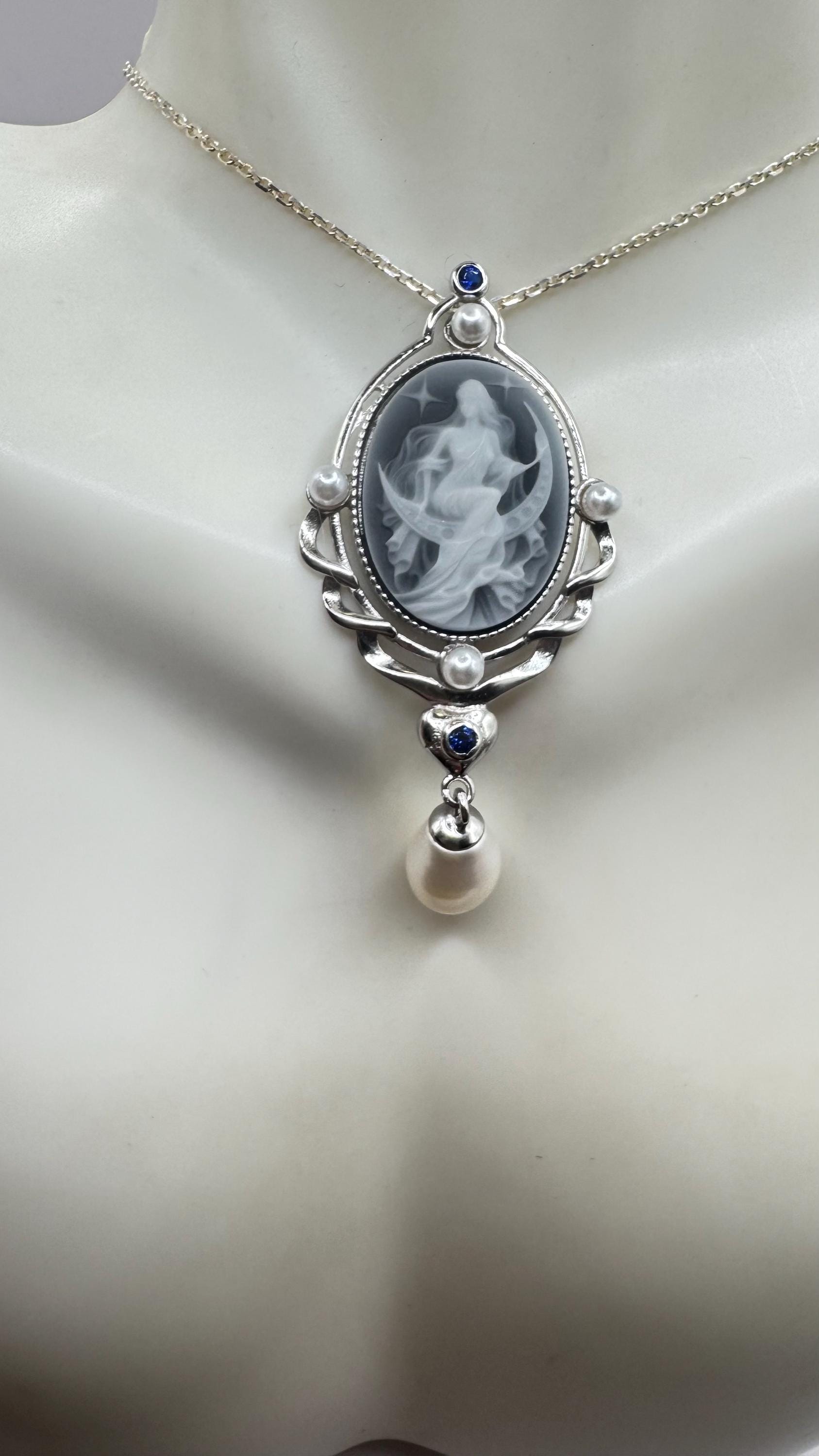 Vintage Genuine Pearl Black Onyx Cameo Sterling Silver Necklace Choker