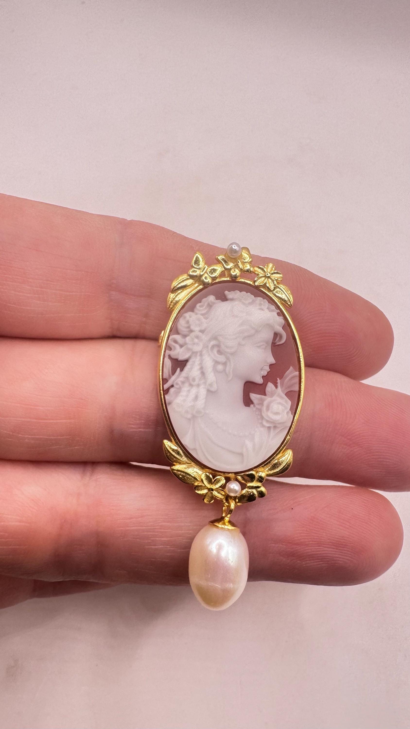 Vintage Carved Cameo Yellow Gold 925 Sterling Silver Necklace Choker pin brooch